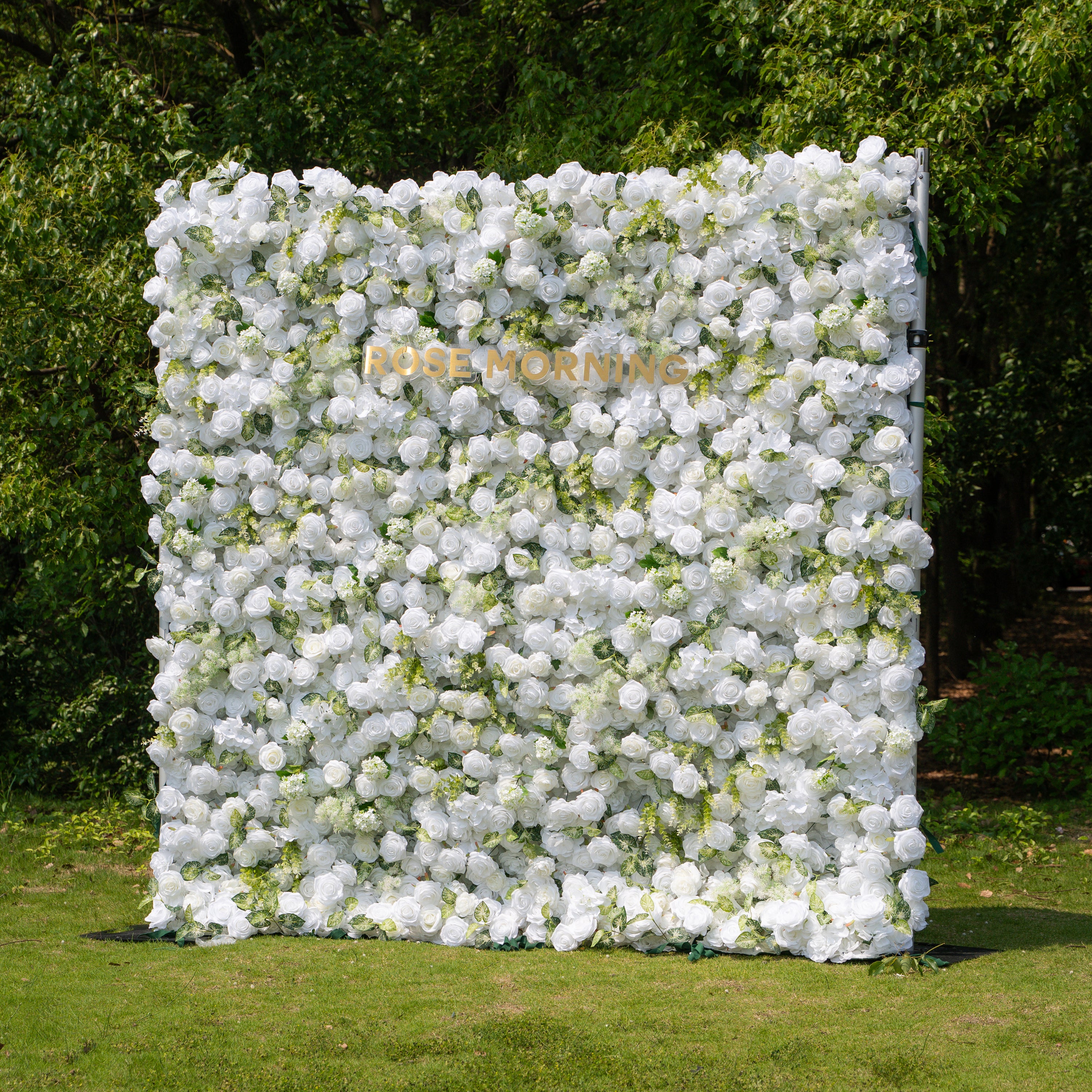 Icing :3D Fabric Artificial rolling up curtain flower wall