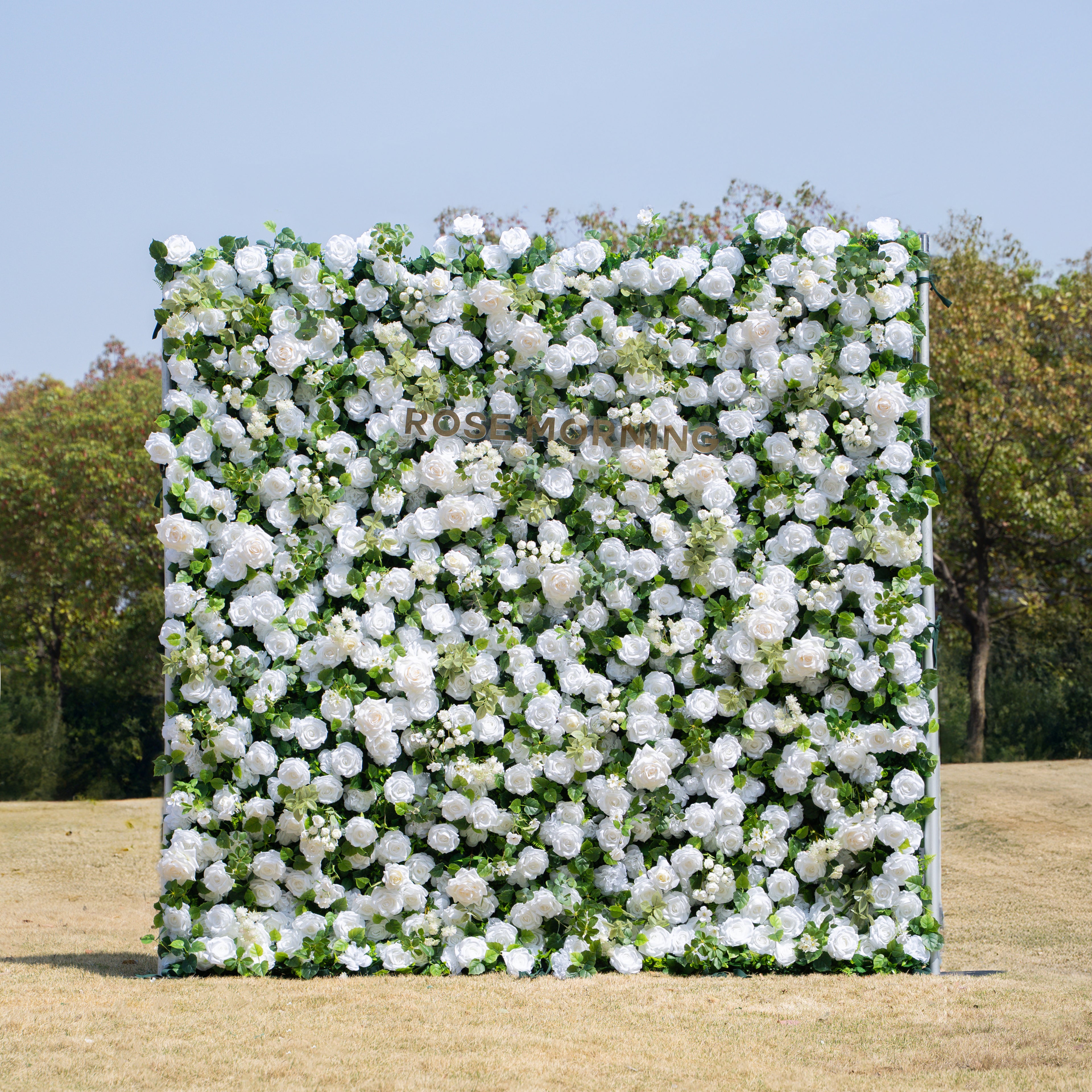 Lala:3D Fabric Artificial rolling up curtain flower wall