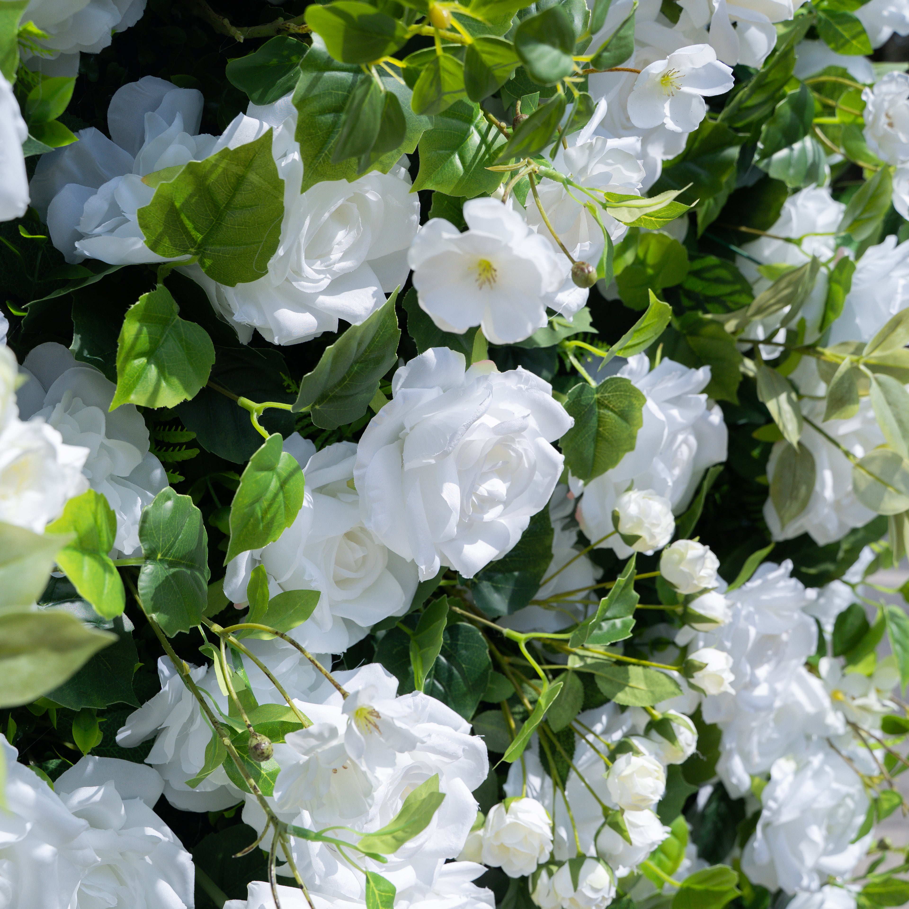 Lala:3D Fabric Artificial rolling up curtain flower wall