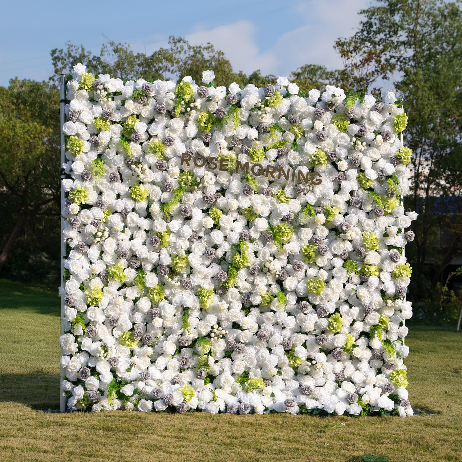 Lavinia:5D Fabric Artificial rolling up curtain flower wall