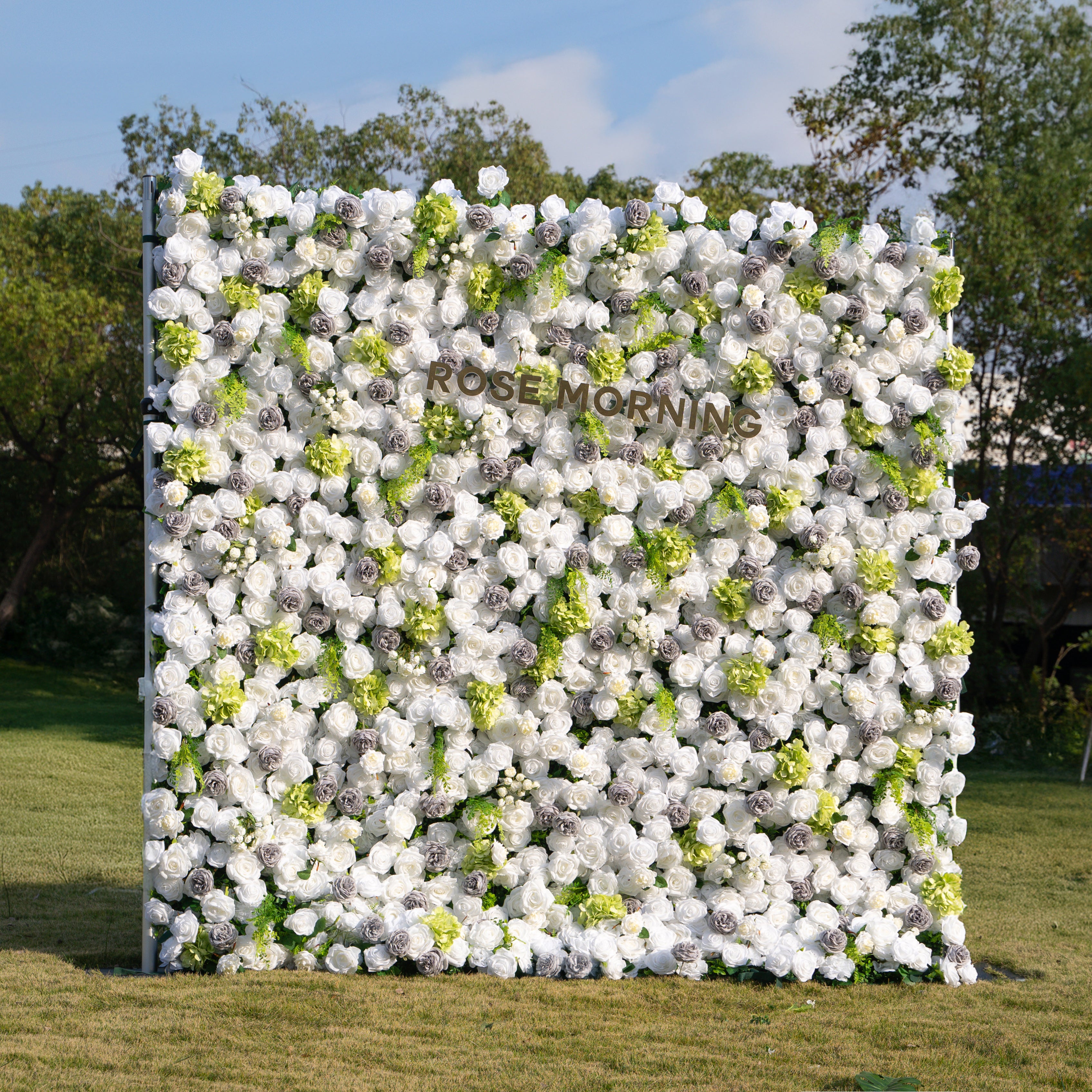 Lavinia:5D Fabric Artificial rolling up curtain flower wall
