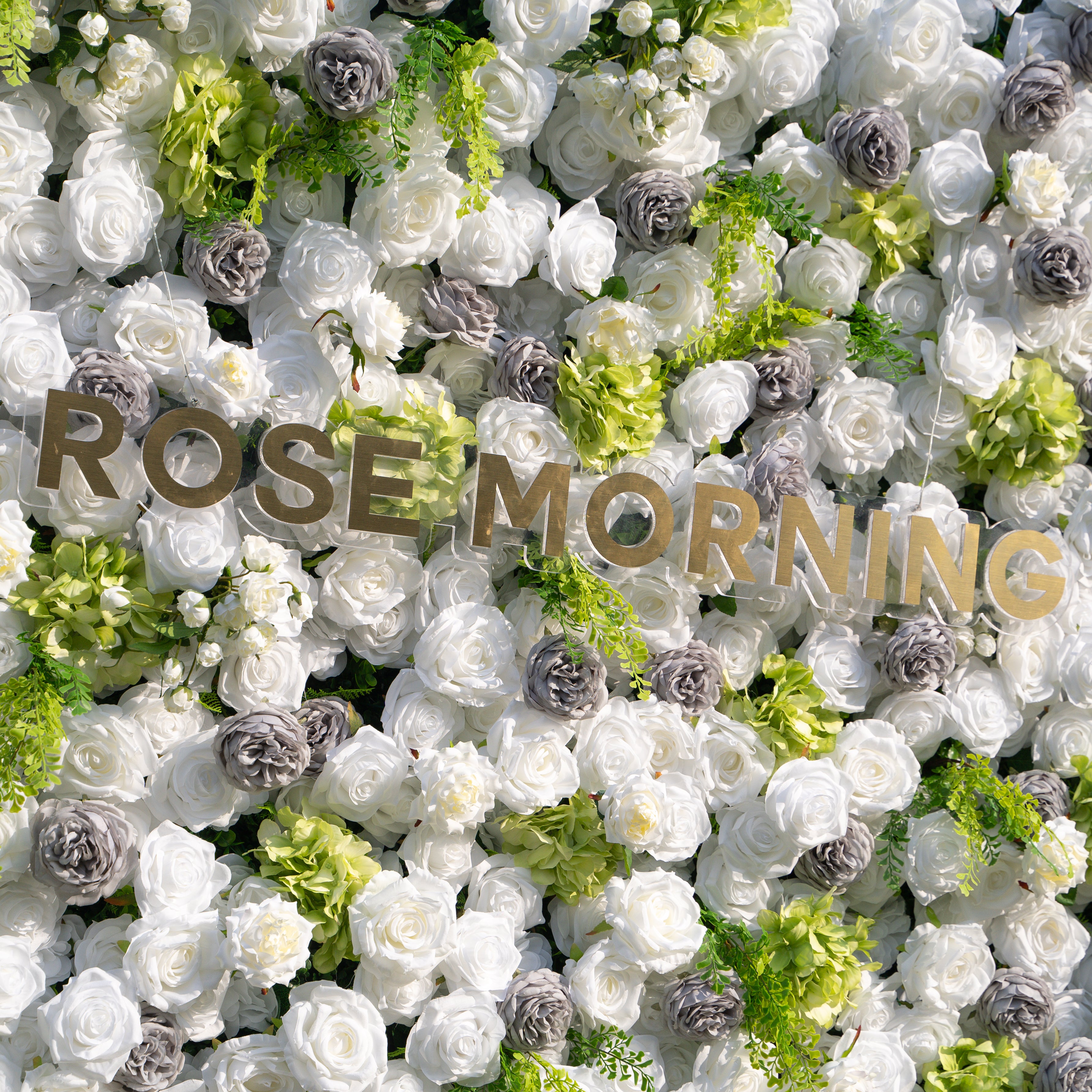 Lavinia:5D Fabric Artificial rolling up curtain flower wall