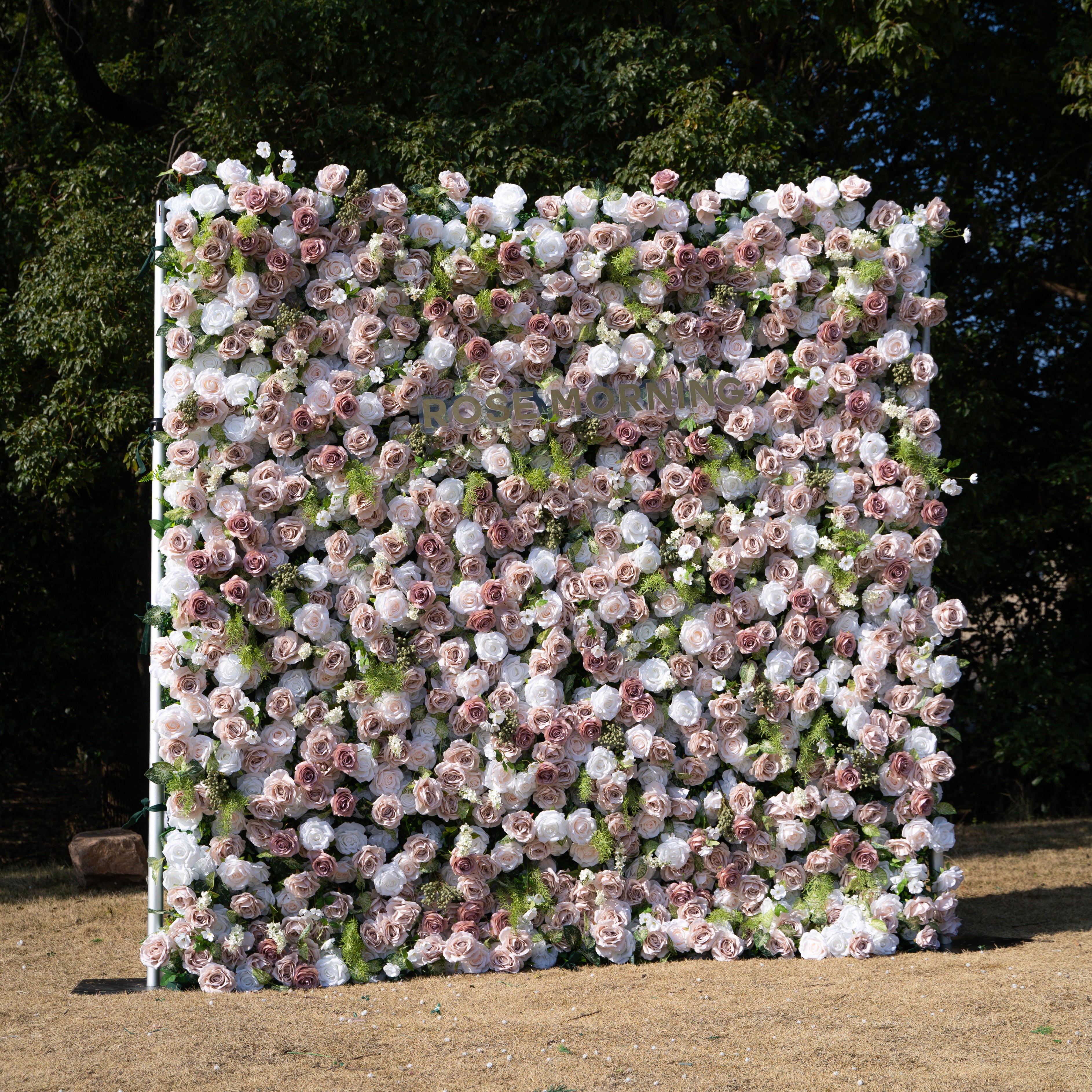 Loredana:5D Fabric Artificial rolling up curtain flower wall