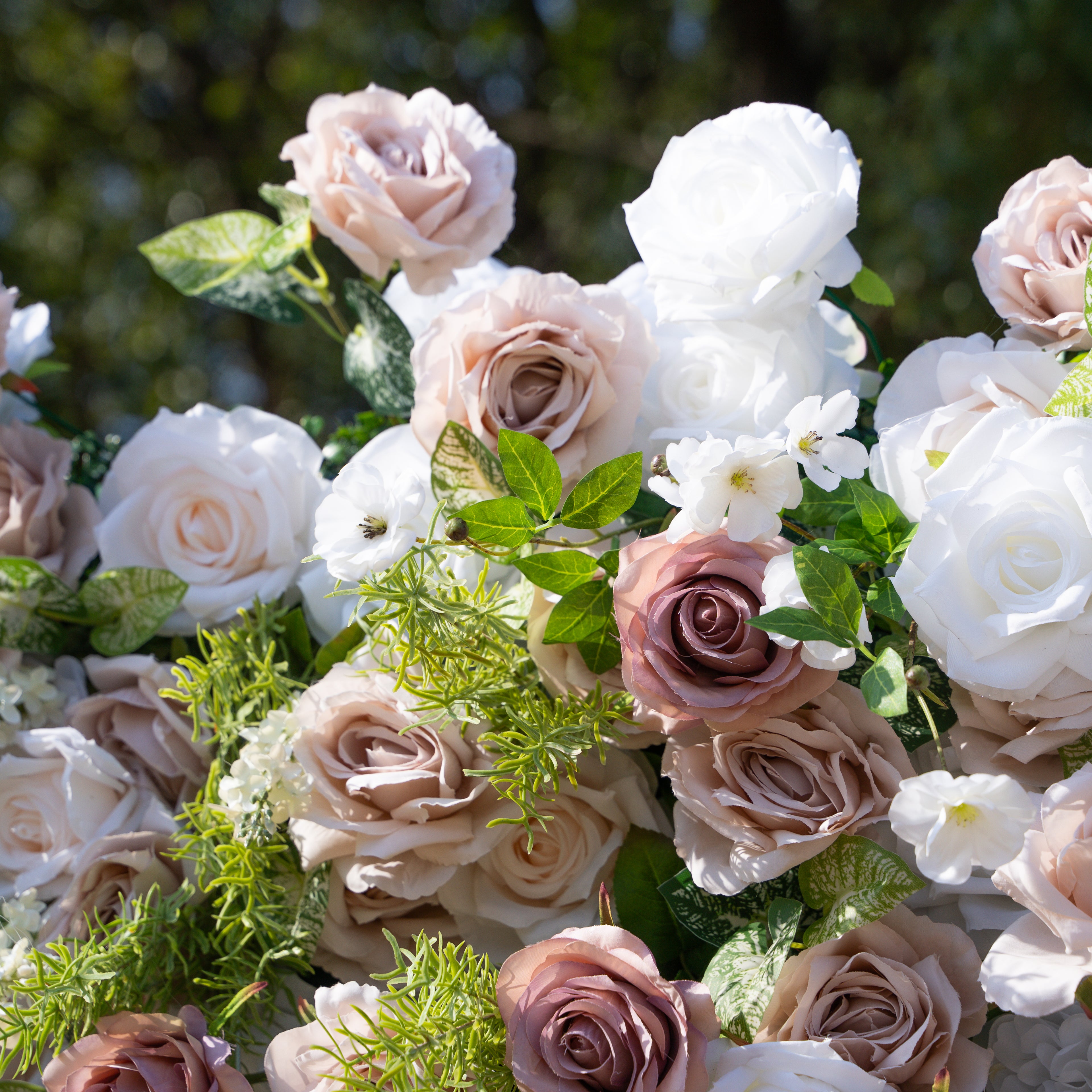 Loredana:5D Fabric Artificial rolling up curtain flower wall