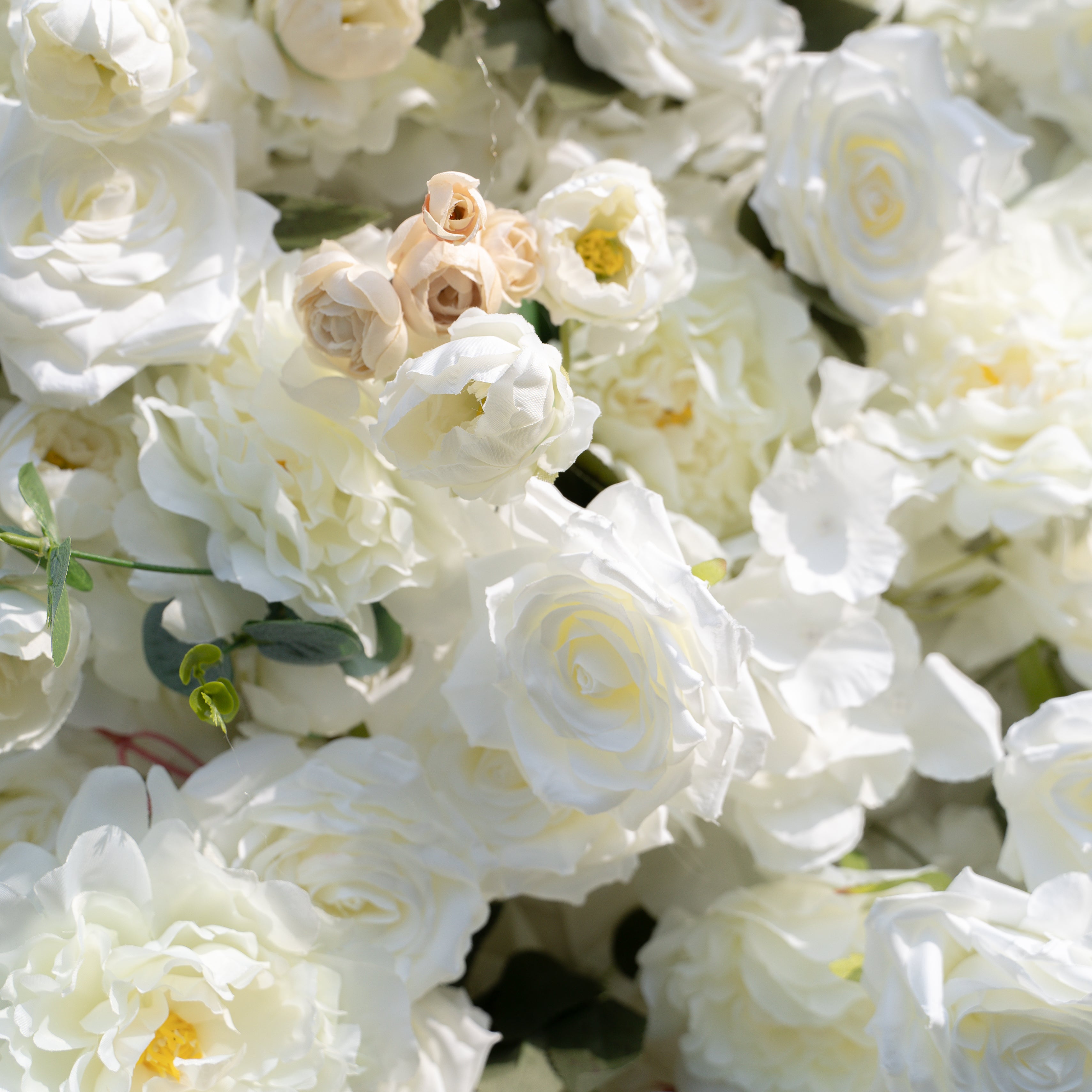 Marainne:5D Fabric Artificial rolling up curtain flower wall