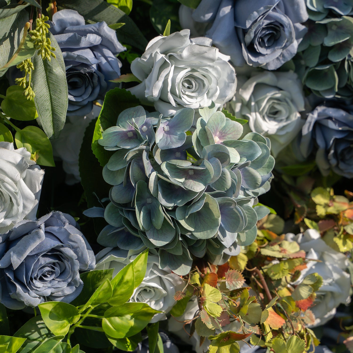 Maturo:5D Fabric Artificial rolling up curtain flower wall