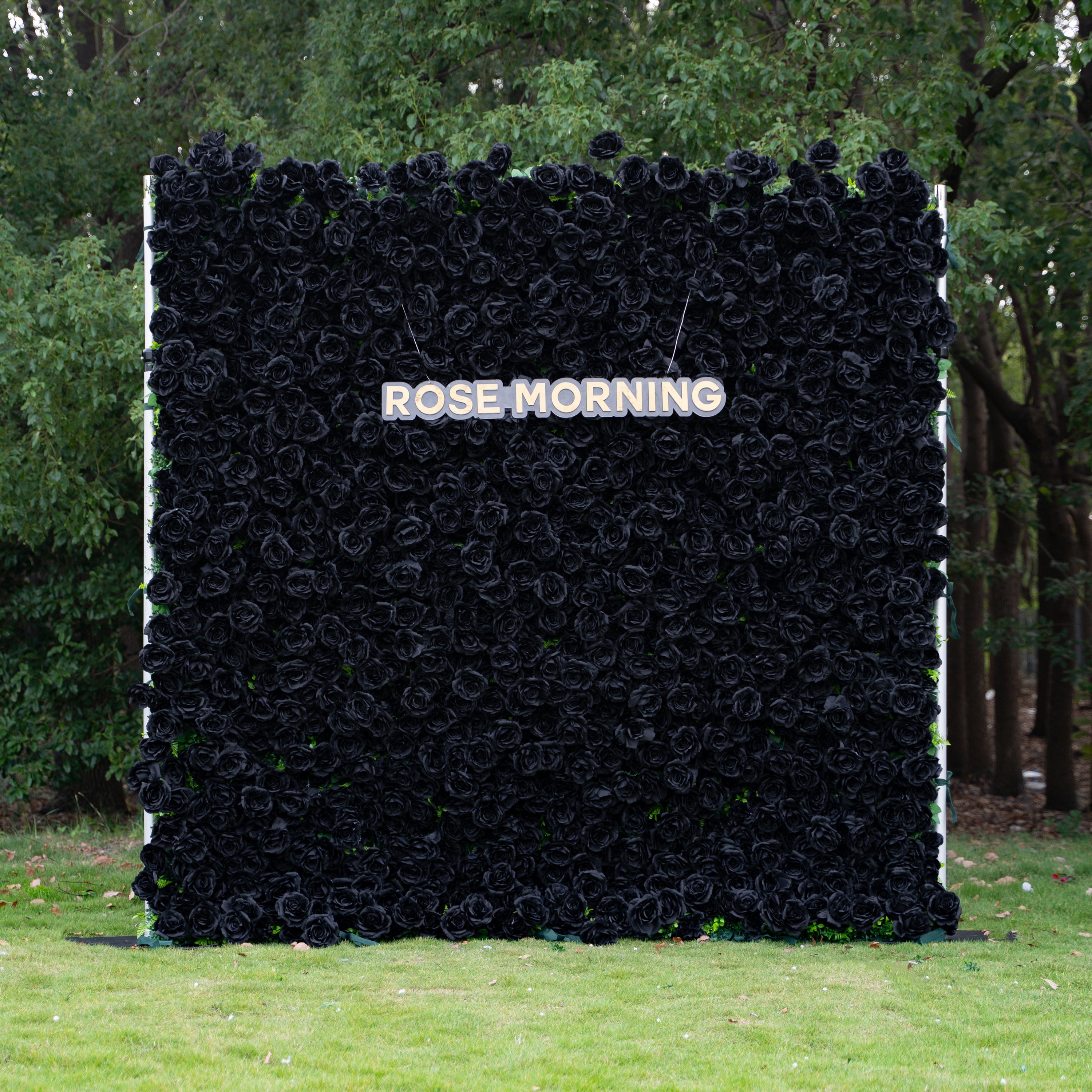 Max:5D Fabric Artificial rolling up curtain flower wall