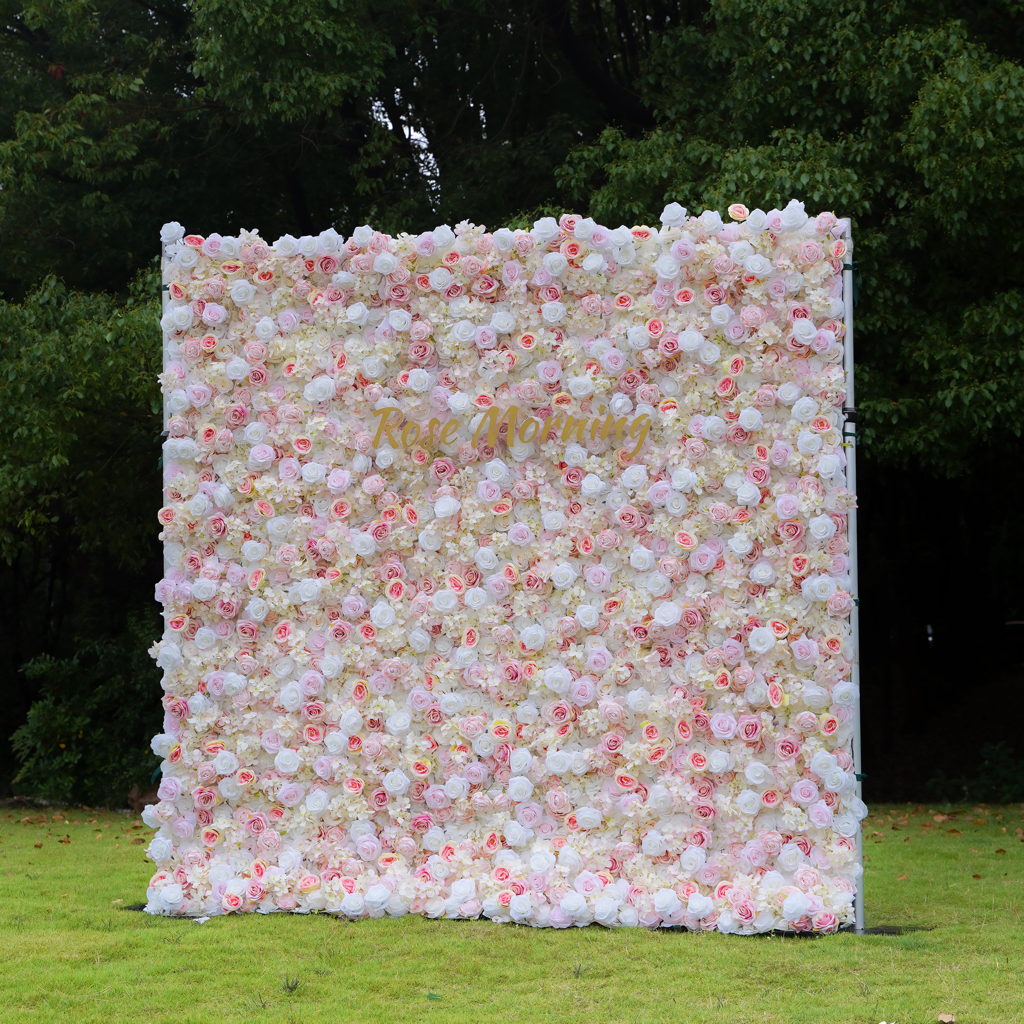 Rose Morning¡°The flower walls are made of artificial flowers in various colors, layered at different levels to create a lush, elegant and natural look. The exclusive zipper design and roll-up design make it easy to install and remove.¡±