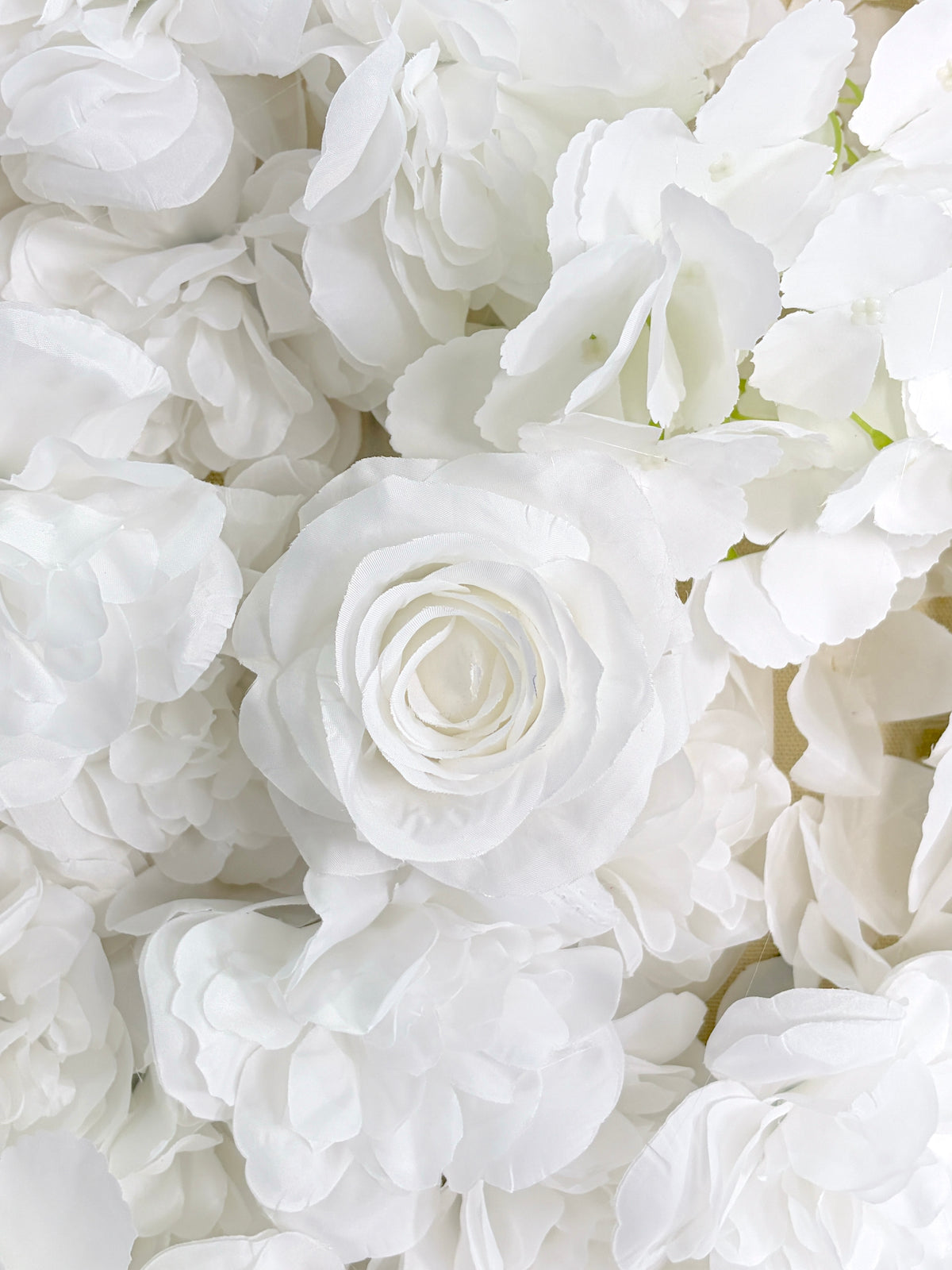Mesa: 3D Fabric Artificial Zip Up Curtain Flower Wall For Wedding and Events Decoration