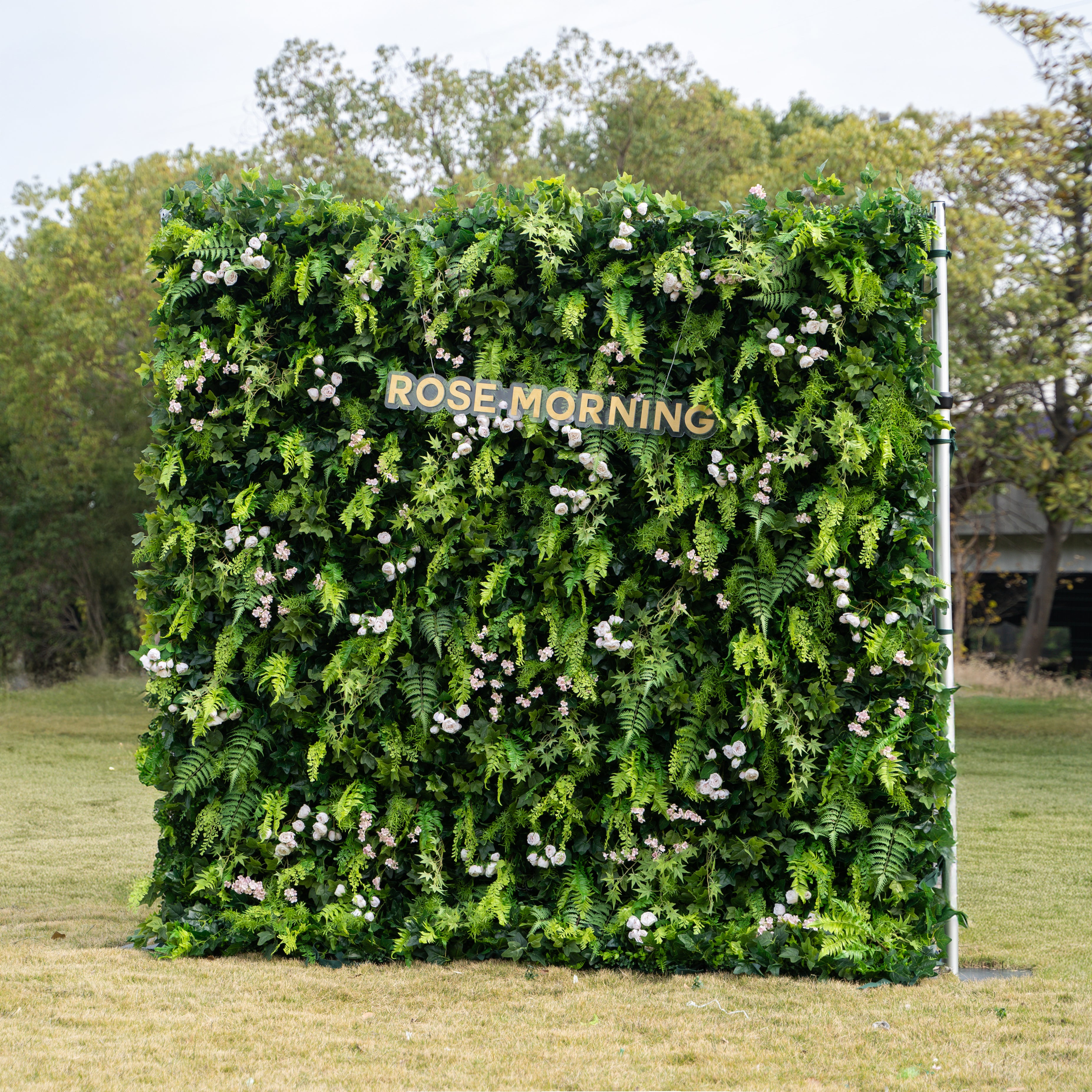 Mikia:4D Fabric Artificial rolling up curtain flower wall