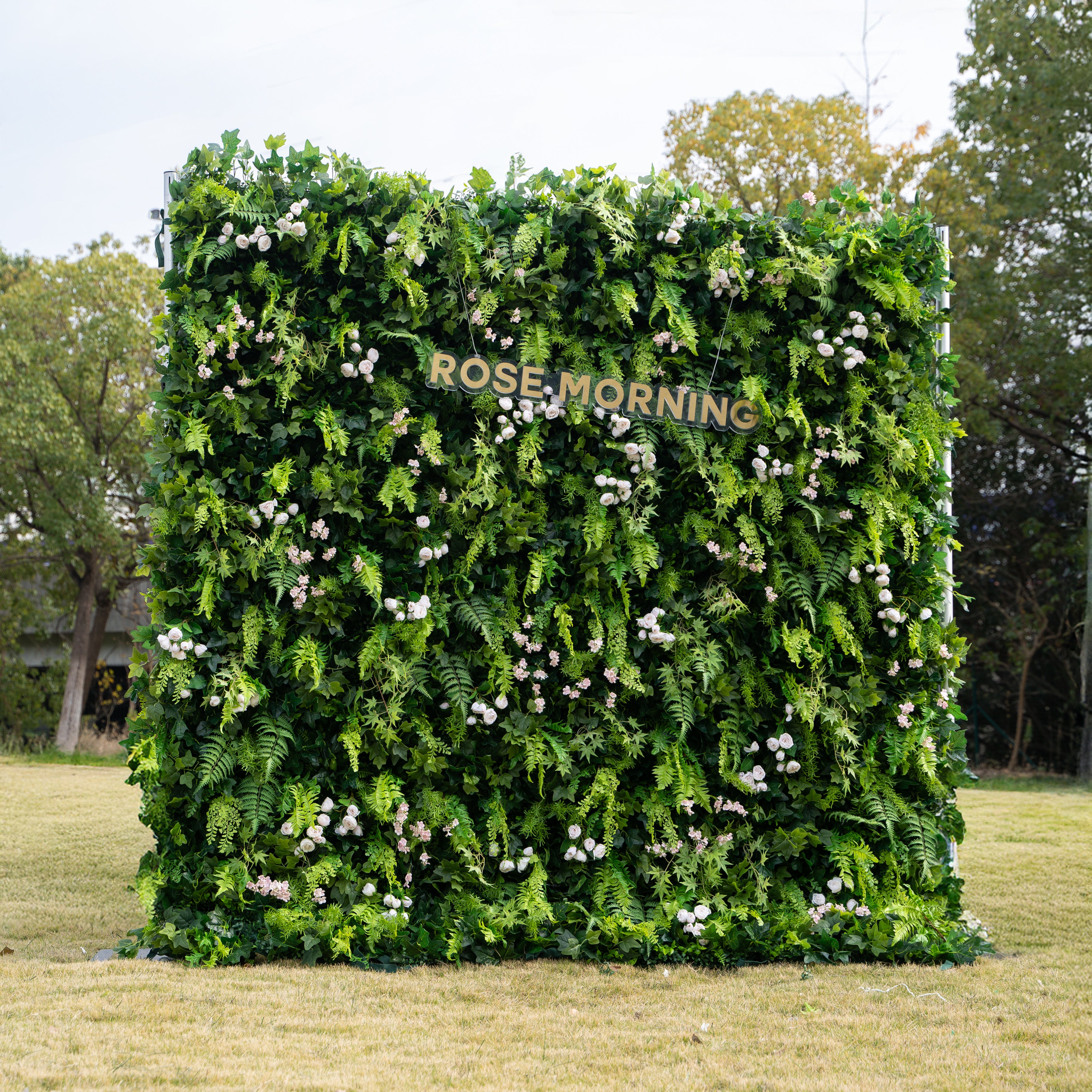 Mikia:4D Fabric Artificial rolling up curtain flower wall