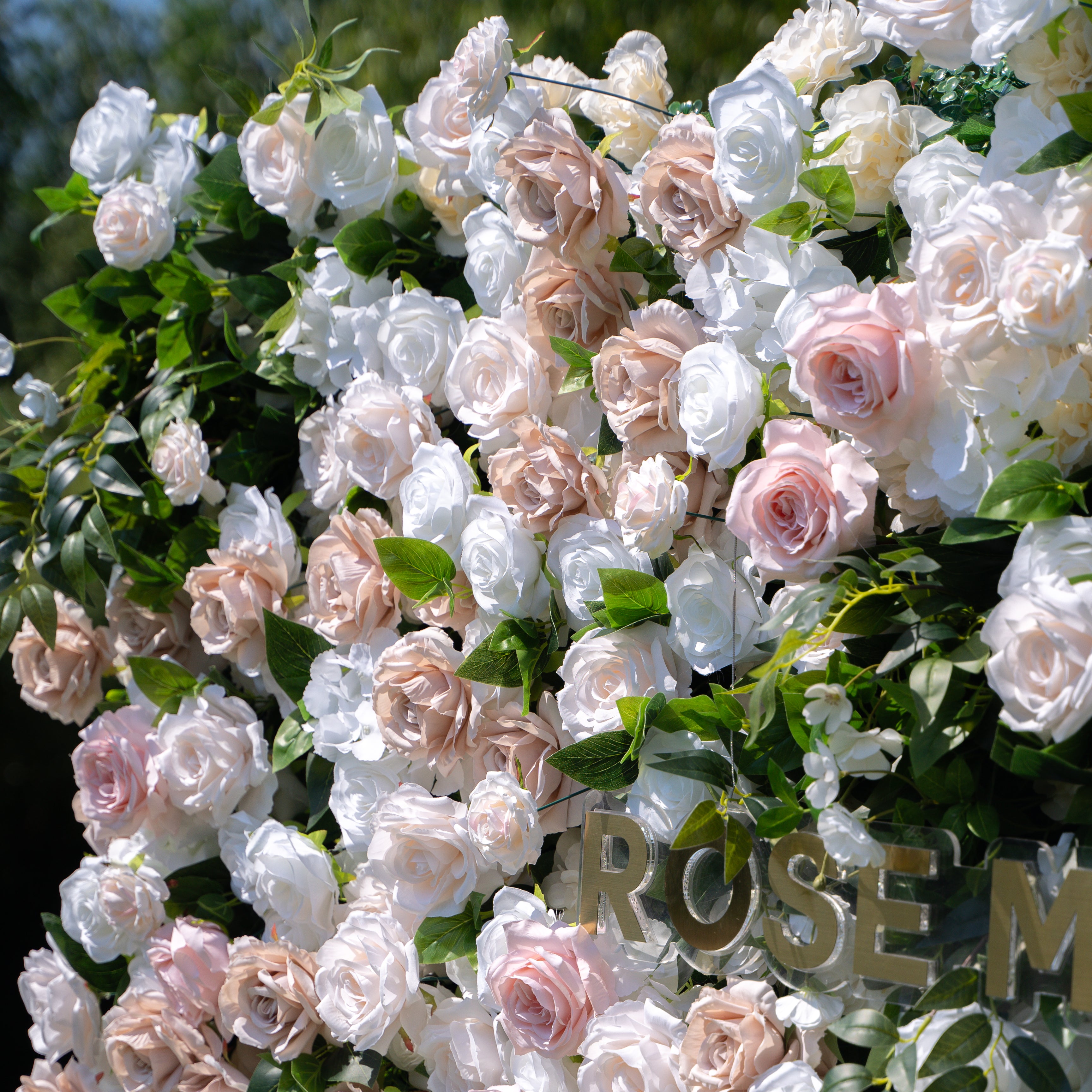 Milo:3D Fabric Artificial rolling up curtain flower wall