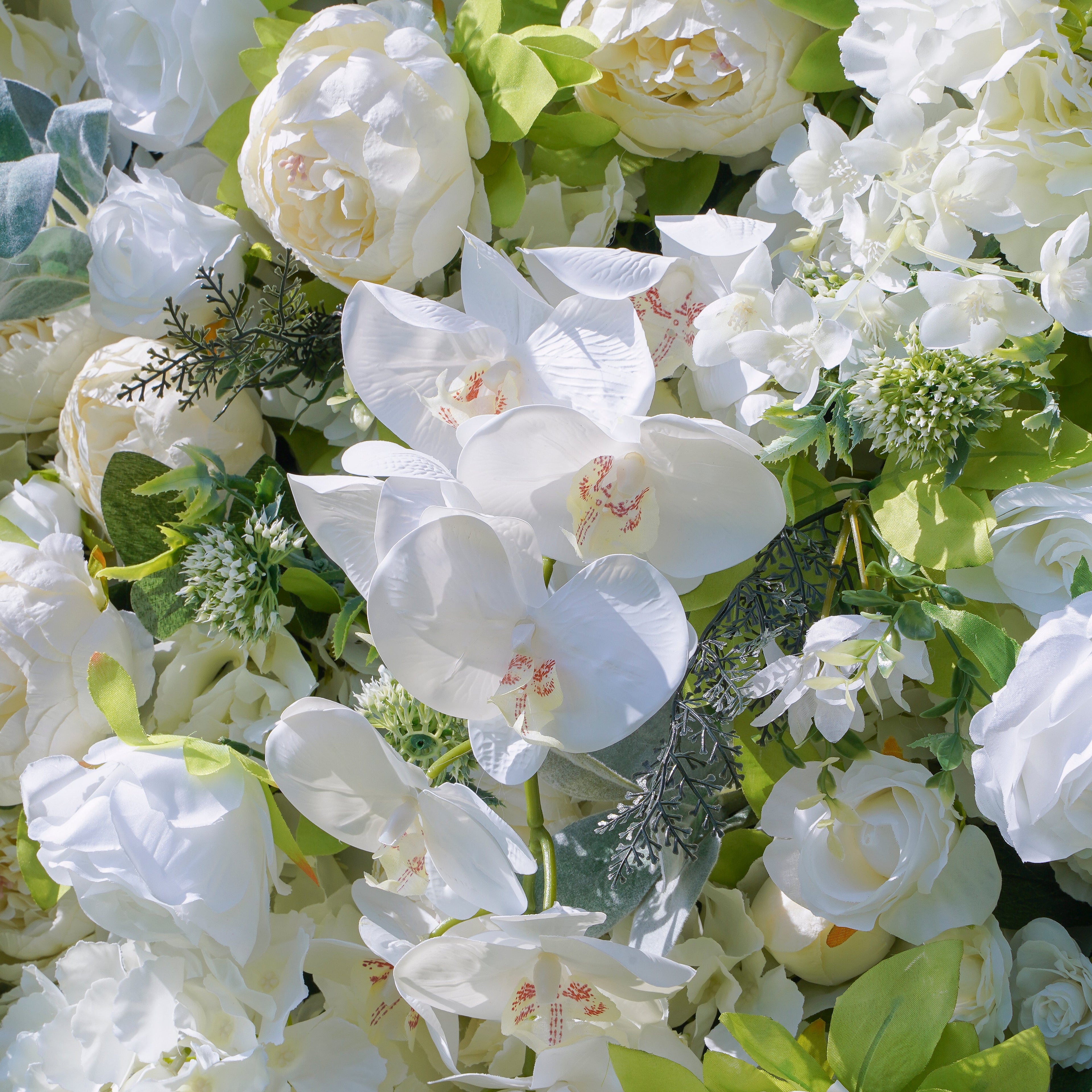 Rose Morning“The flower walls are made of artificial flowers in various colors, layered at different levels to create a lush, elegant and natural look. The exclusive zipper design and roll-up design make it easy to install and remove.”