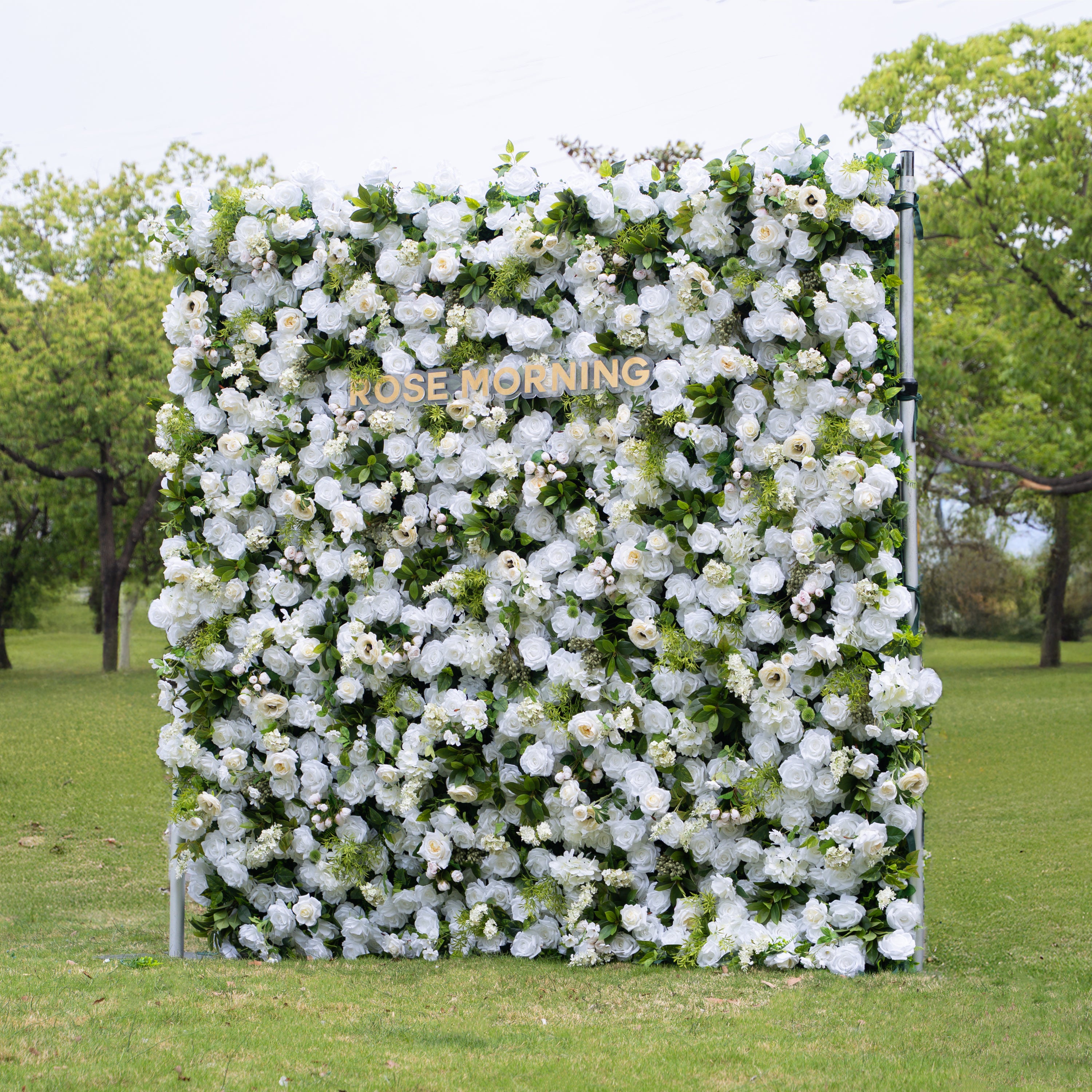 Olisa:5D Fabric Artificial rolling up curtain flower wall