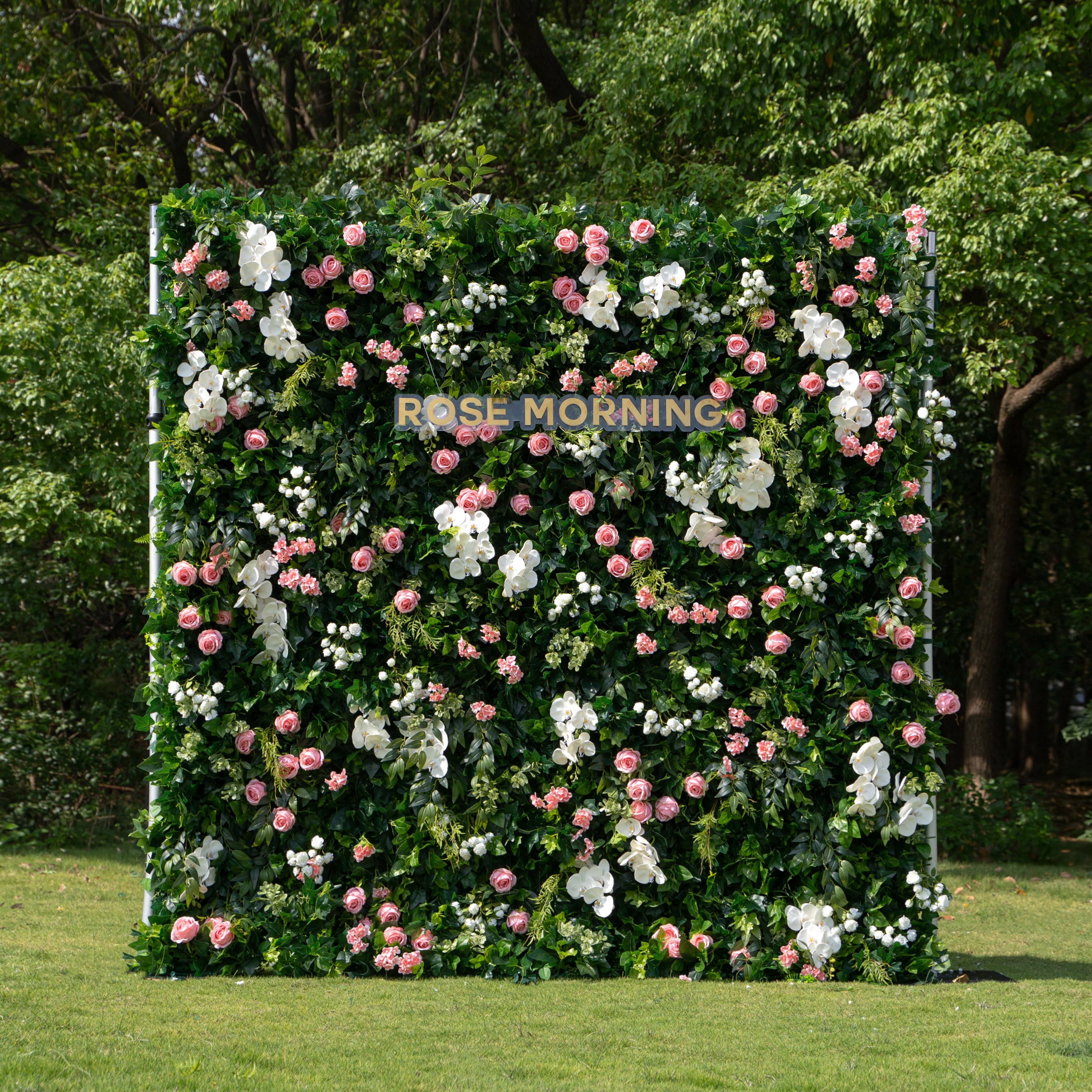 Patricia:3D Fabric Artificial rolling up curtain flower wall