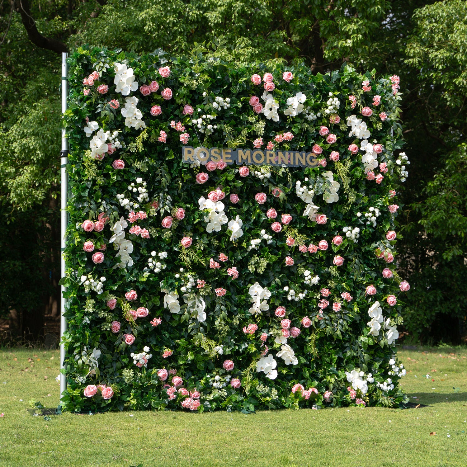 Patricia:3D Fabric Artificial rolling up curtain flower wall
