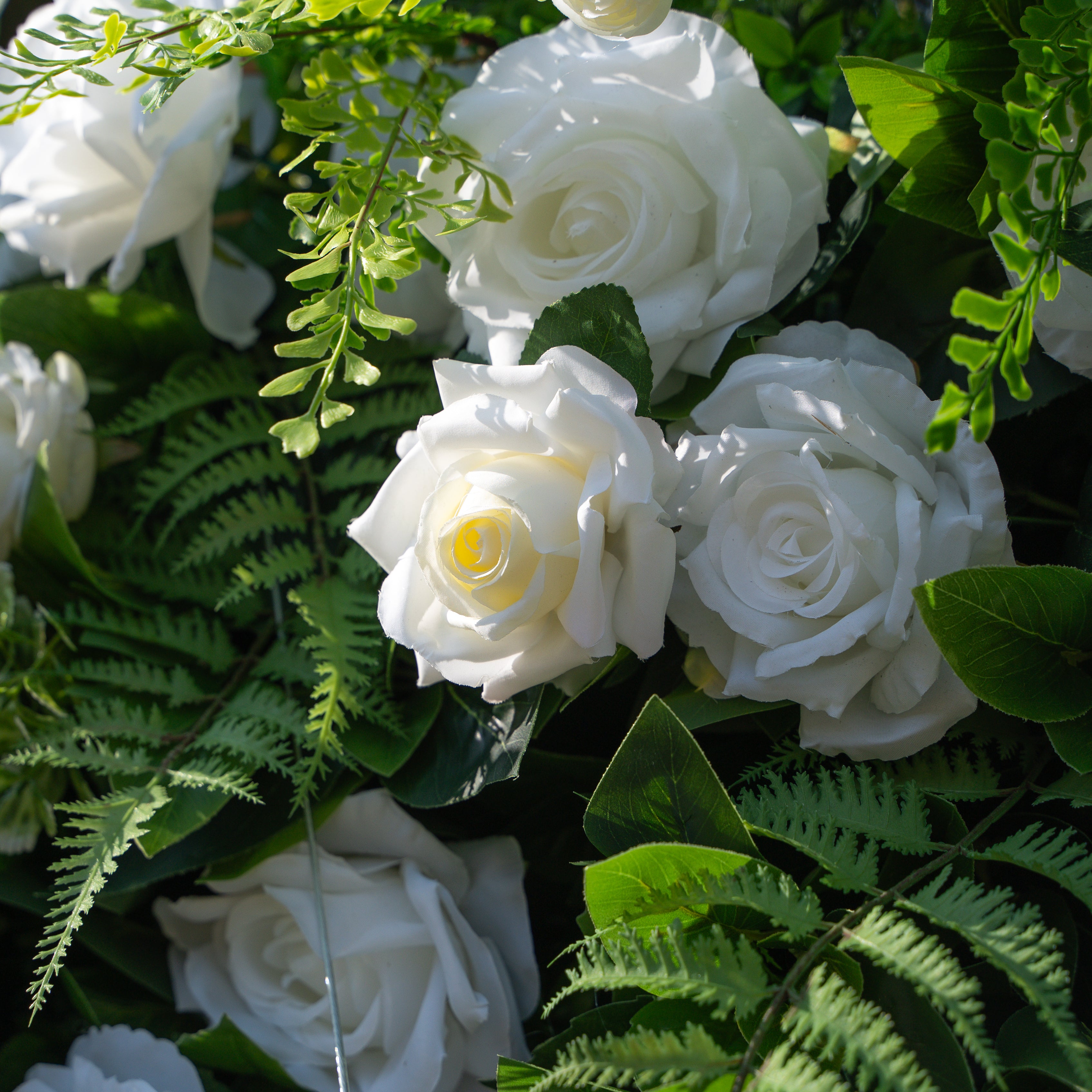 Sanna:5D Fabric Artificial rolling up curtain flower wall