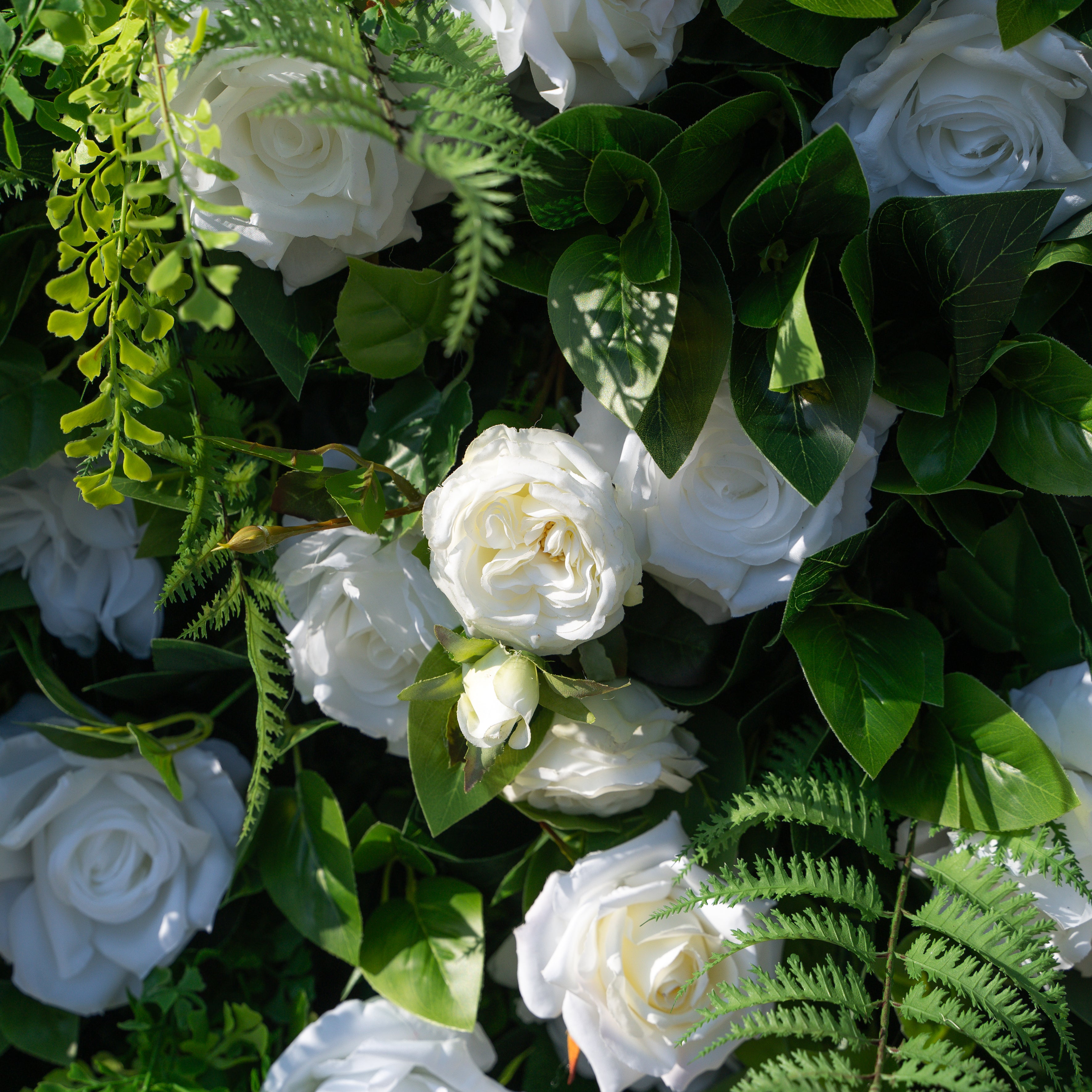 Sanna:5D Fabric Artificial rolling up curtain flower wall