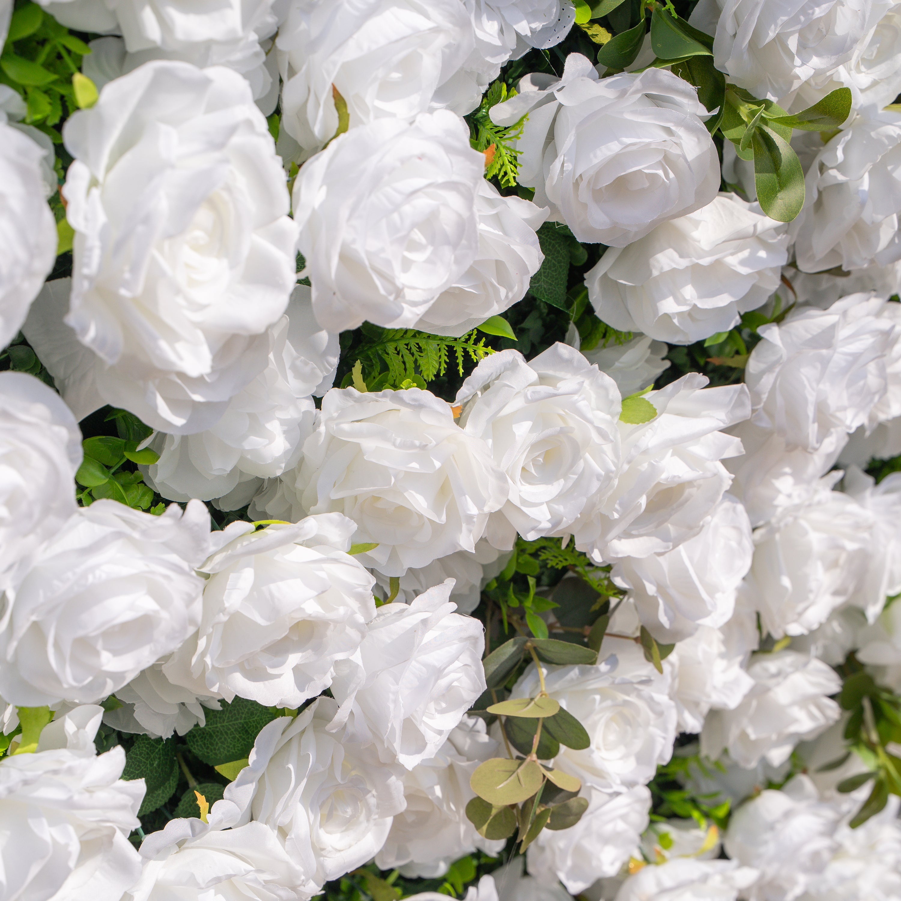 Seren: 3D Luxury White Rose & Greenery Silk Floral Wall Roll-Up Fabric Backdrop for Elegant Ceremonies & Garden Receptions