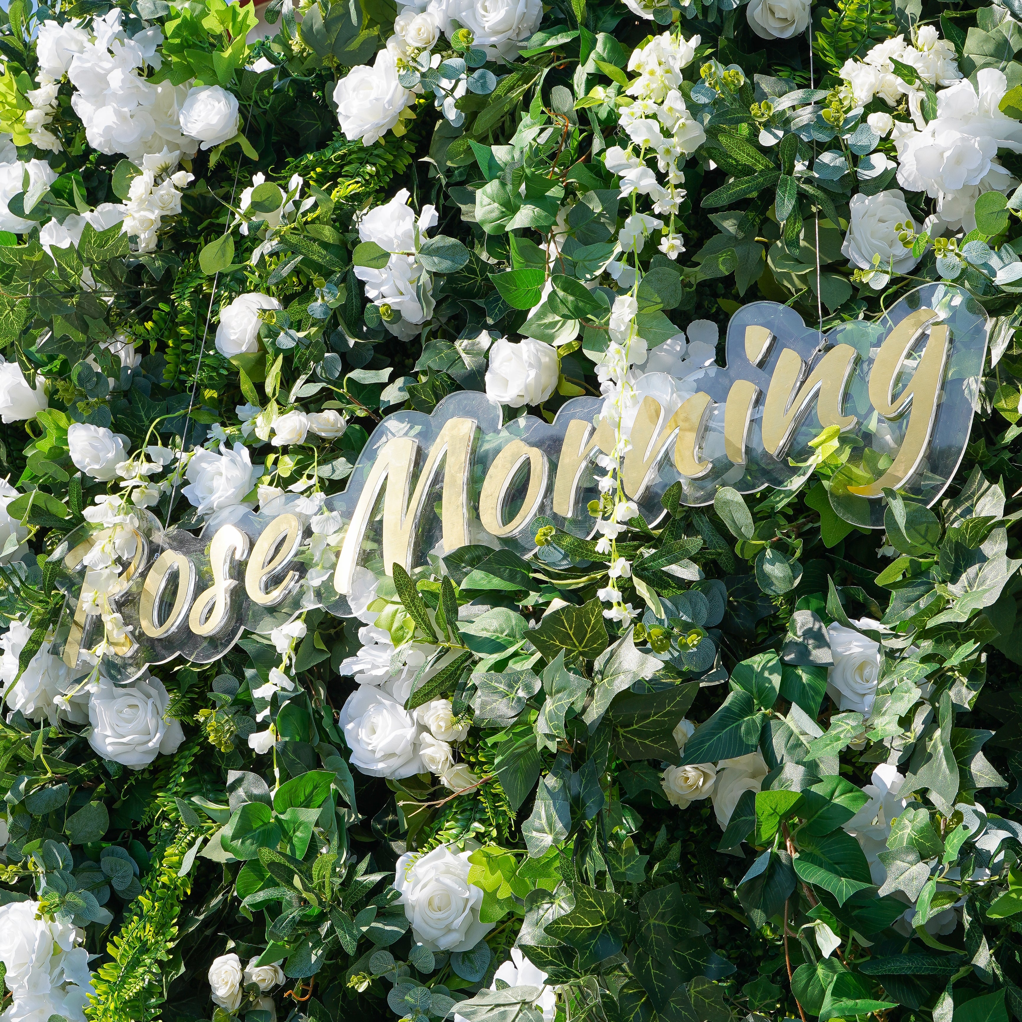 Rose Morning“The flower walls are made of artificial flowers in various colors, layered at different levels to create a lush, elegant and natural look. The exclusive zipper design and roll-up design make it easy to install and remove.”
