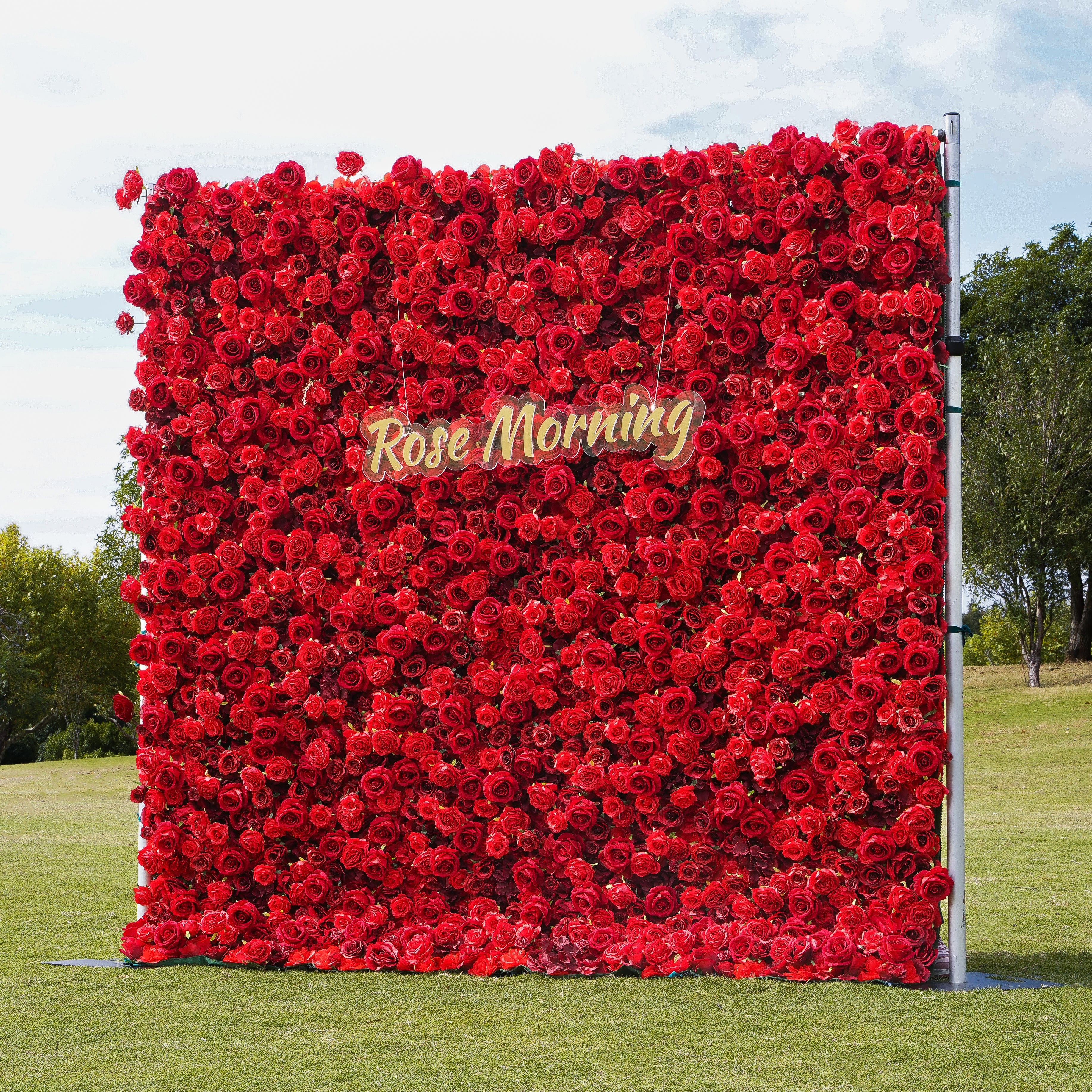 Rose Morning“The flower walls are made of artificial flowers in various colors, layered at different levels to create a lush, elegant and natural look. The exclusive zipper design and roll-up design make it easy to install and remove.”