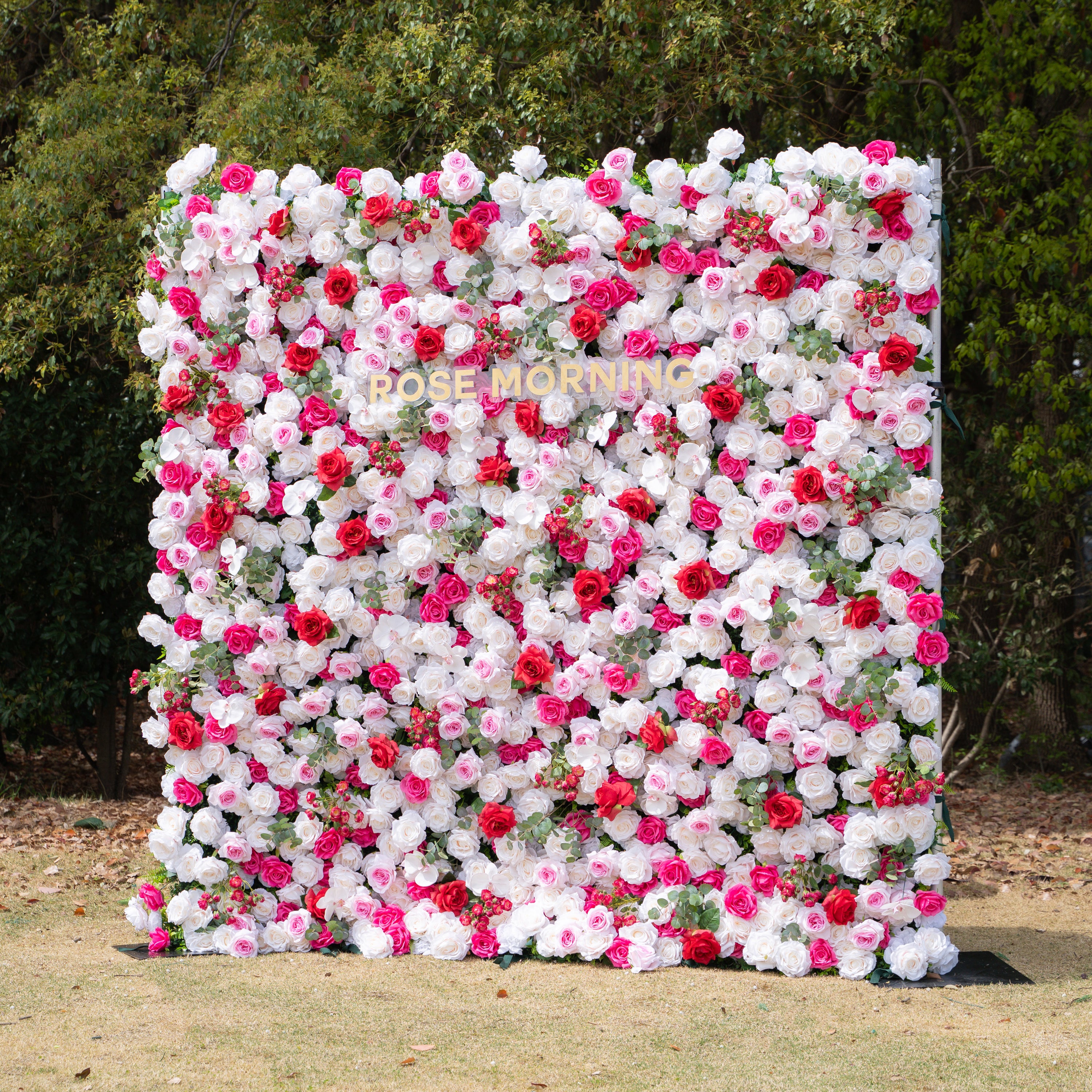 Tami :5D Fabric Artificial rolling up curtain flower wall