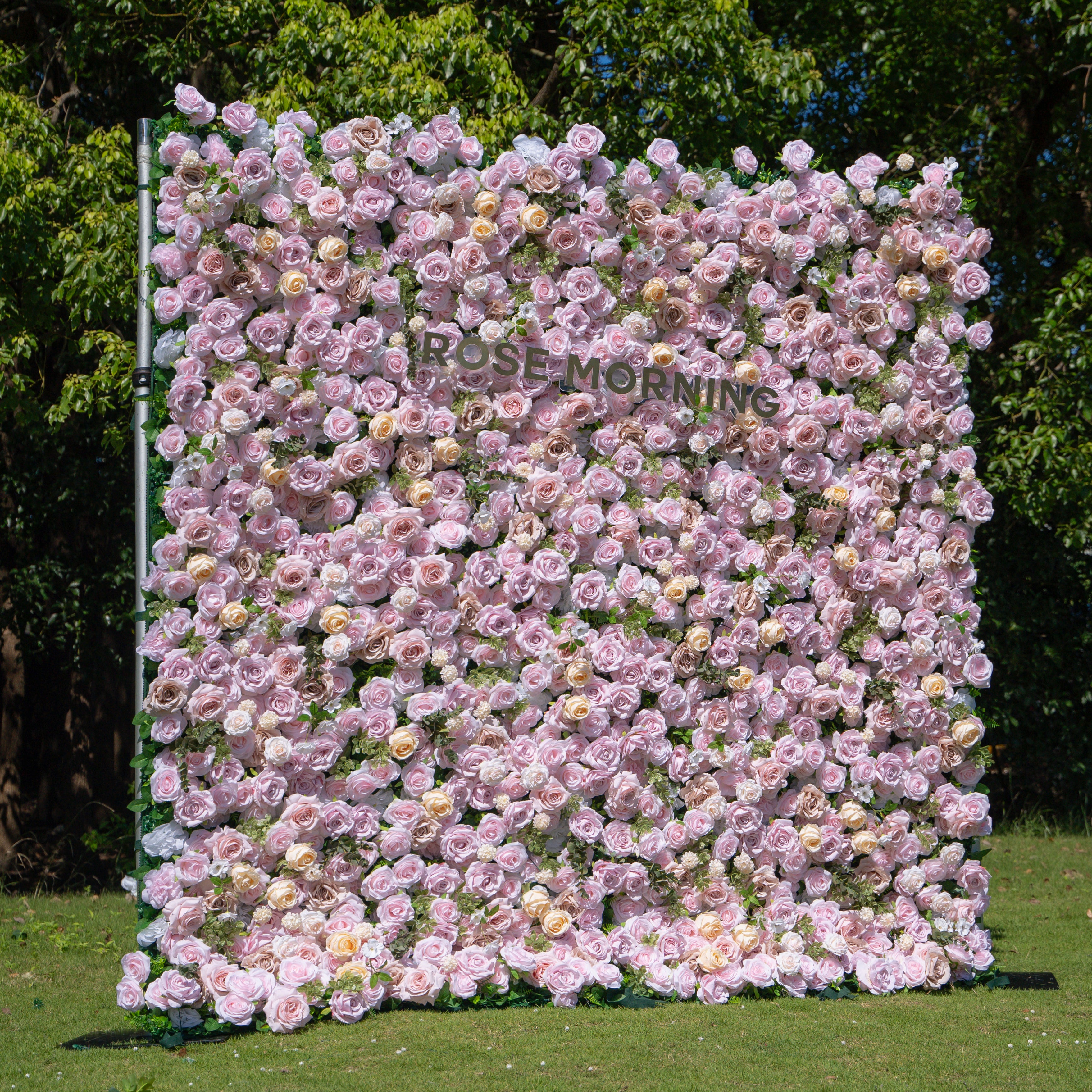 Ti Amo:4D Fabric Artificial rolling up curtain flower wall