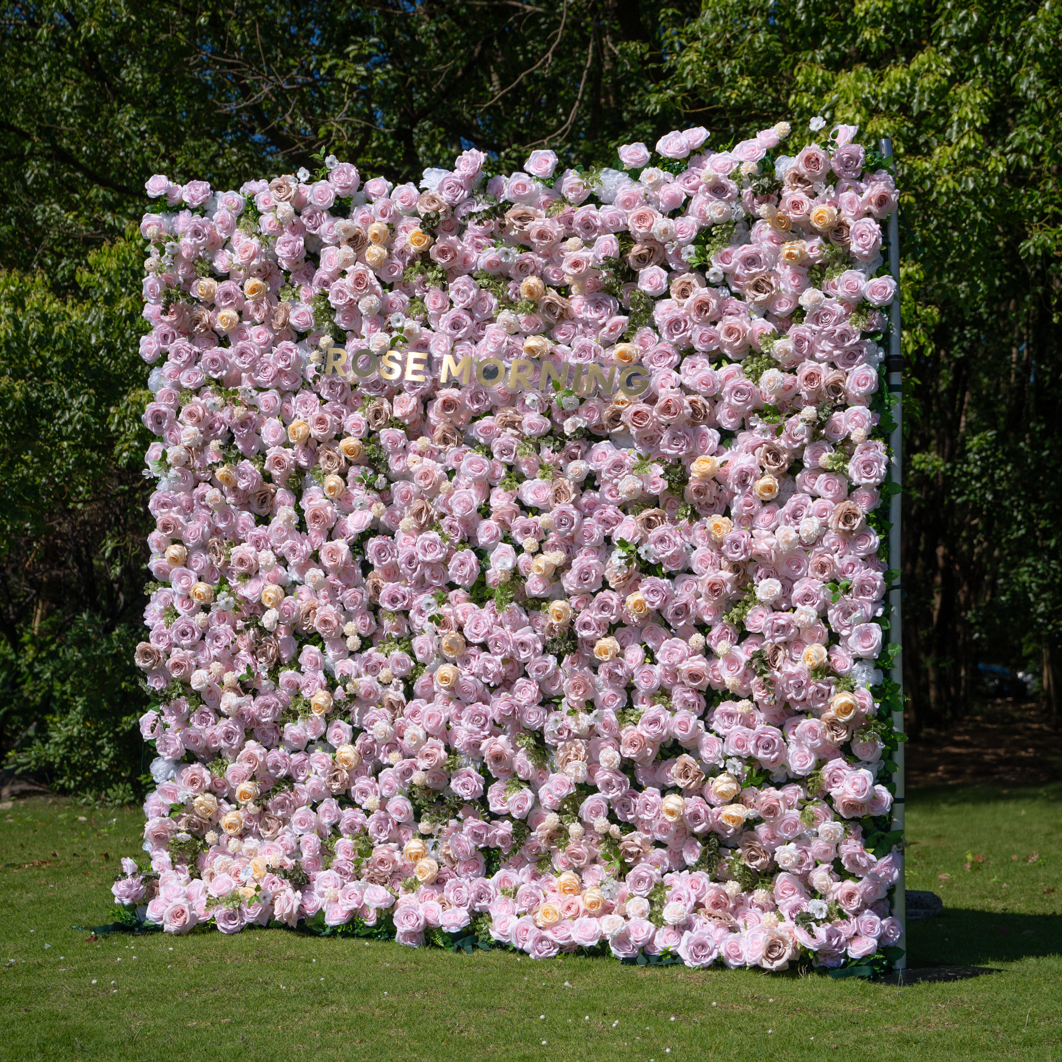 Ti Amo:4D Fabric Artificial rolling up curtain flower wall