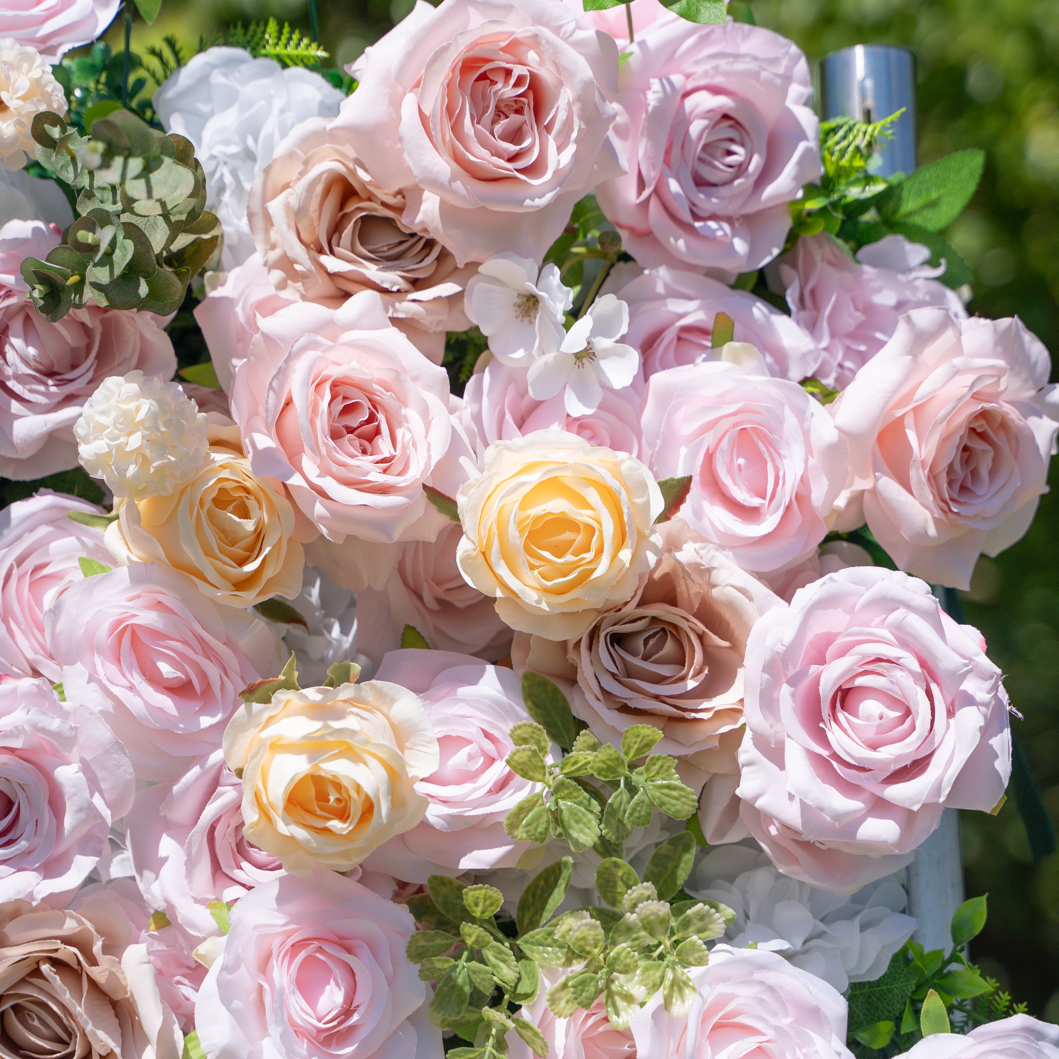 Ti Amo:4D Fabric Artificial rolling up curtain flower wall