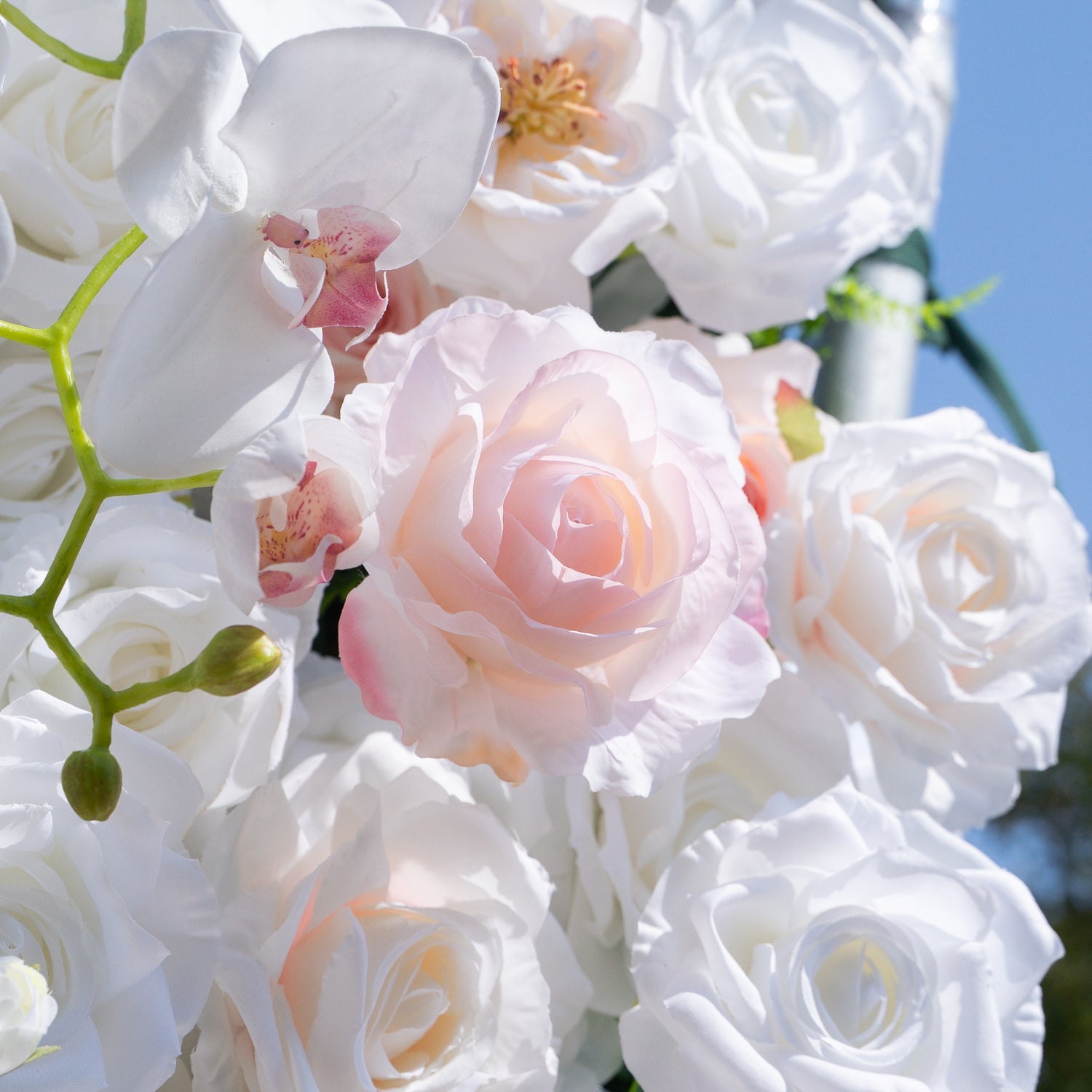 Tiara:5D Fabric Artificial rolling up curtain flower wall