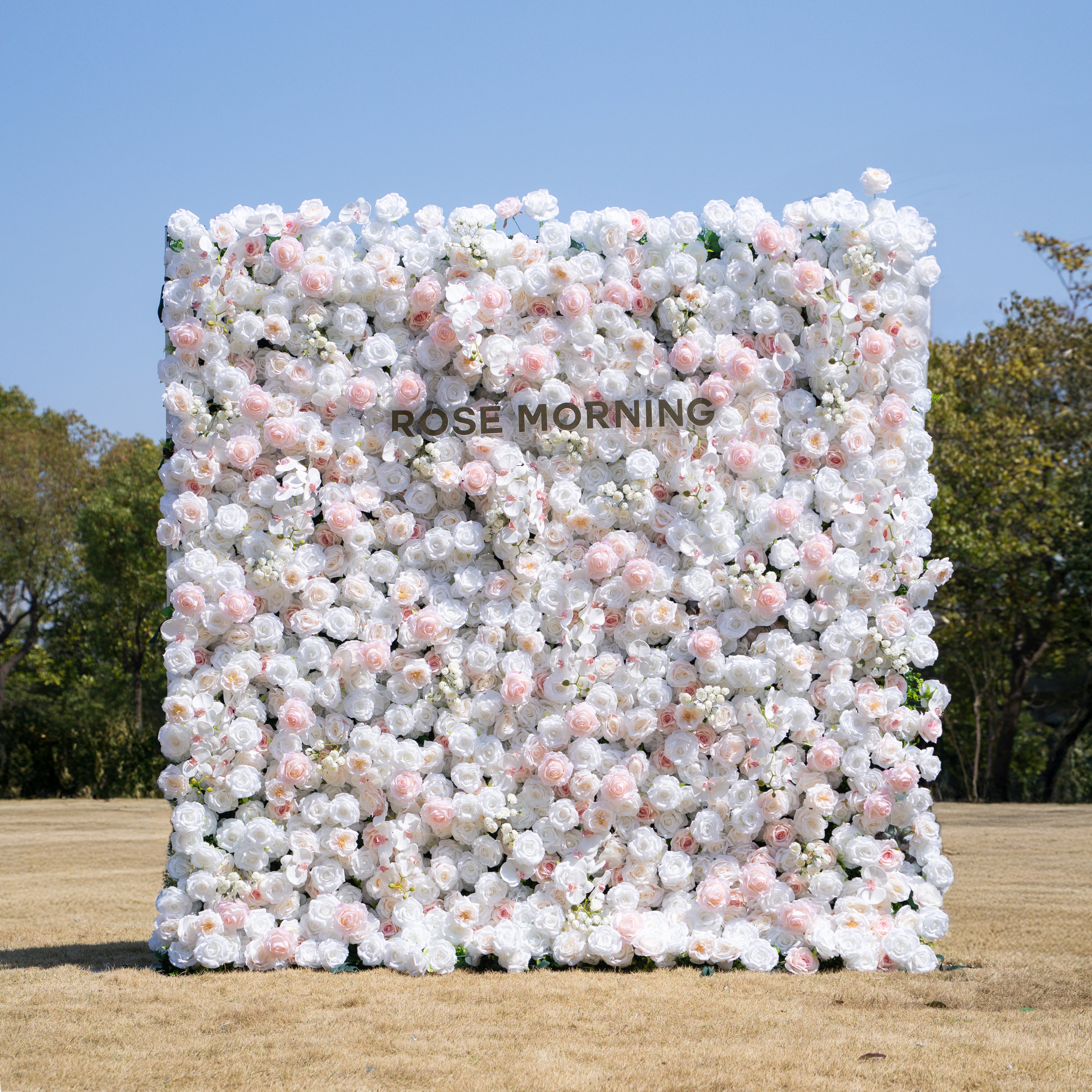 Tiara:5D Fabric Artificial rolling up curtain flower wall