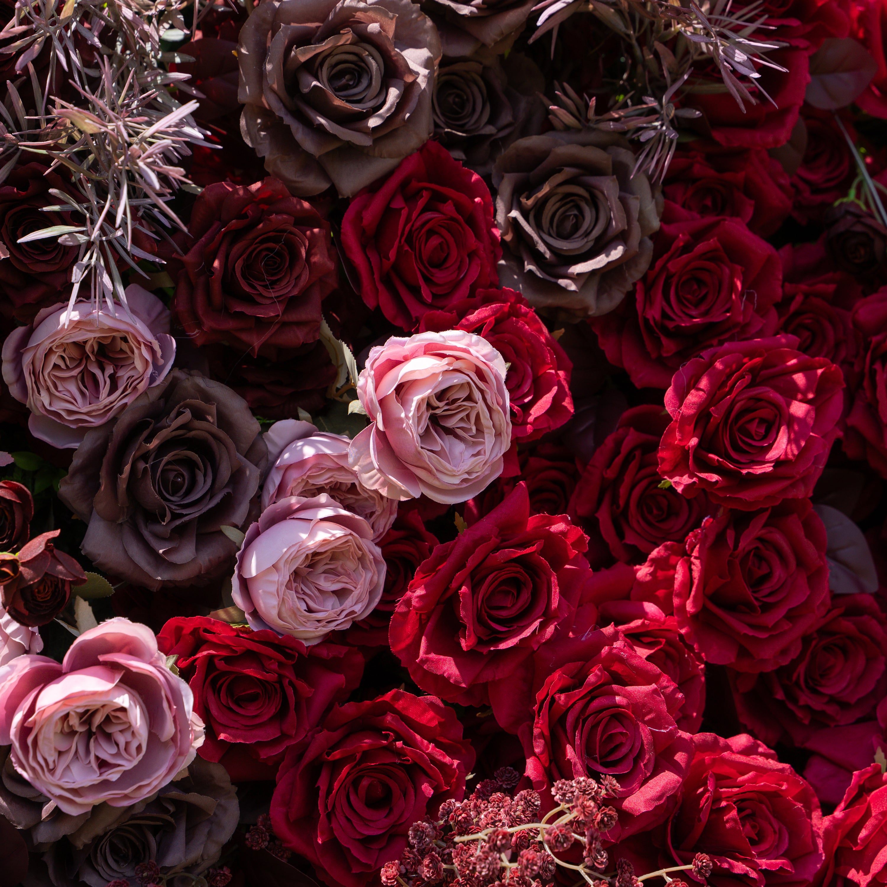 Vino:5D Fabric Artificial zip up curtain flower wall +Free Stand (Ready to ship-Only USA)
