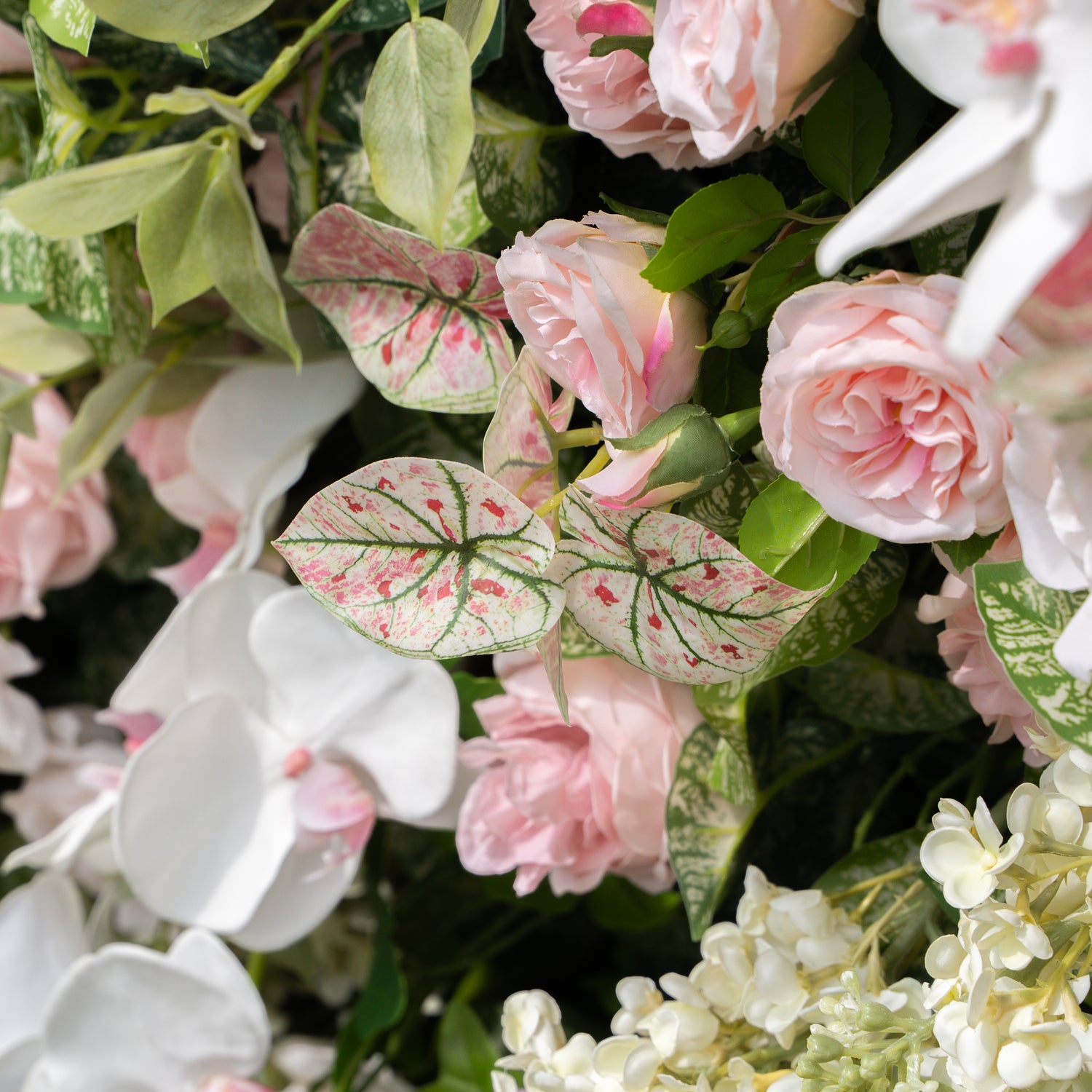 Viola:5D Fabric Artificial rolling up curtain flower wall