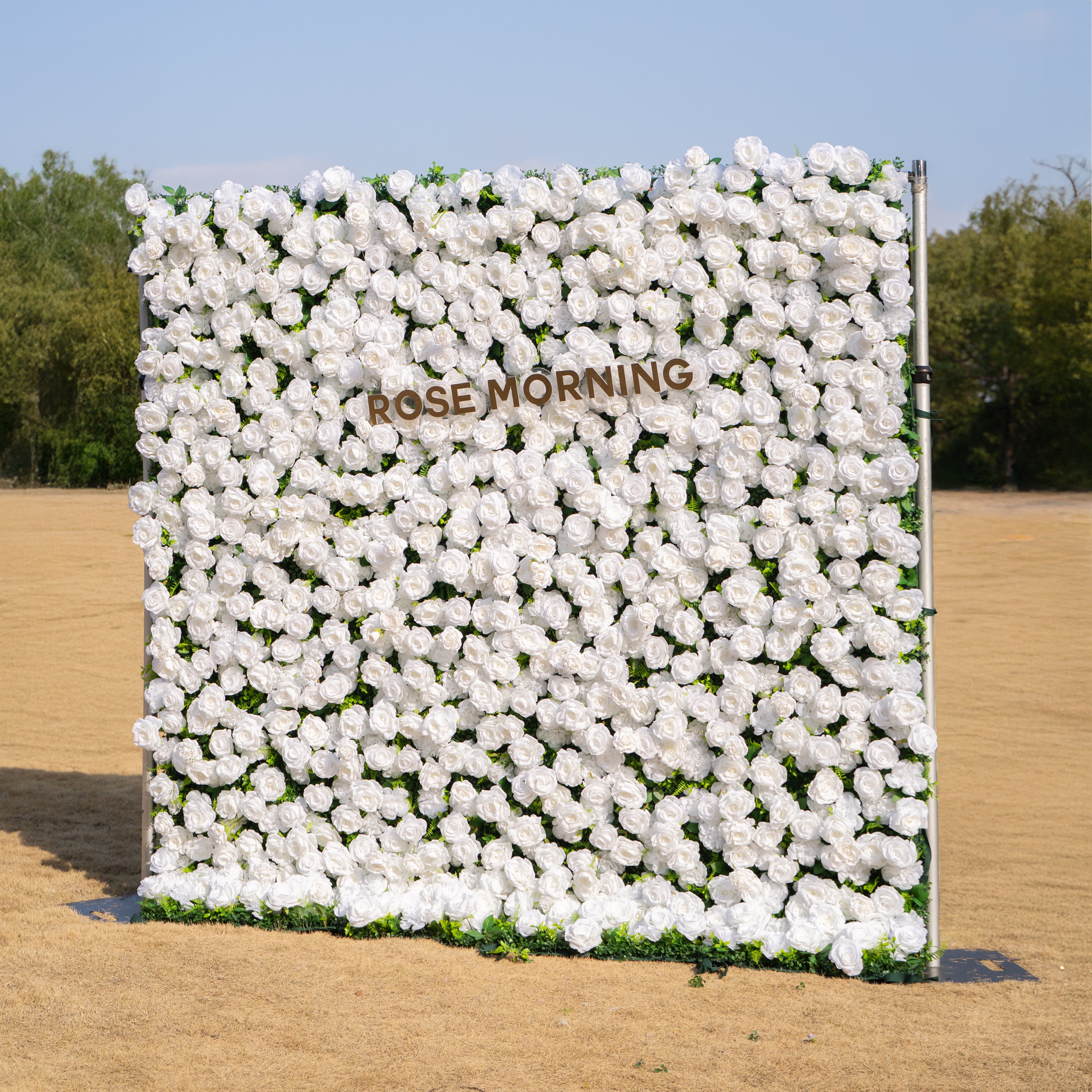 Zephira: 3D Elegant White Silk Rose Flower Wall Roll-Up Fabric Backdrop for Luxury Weddings & Events