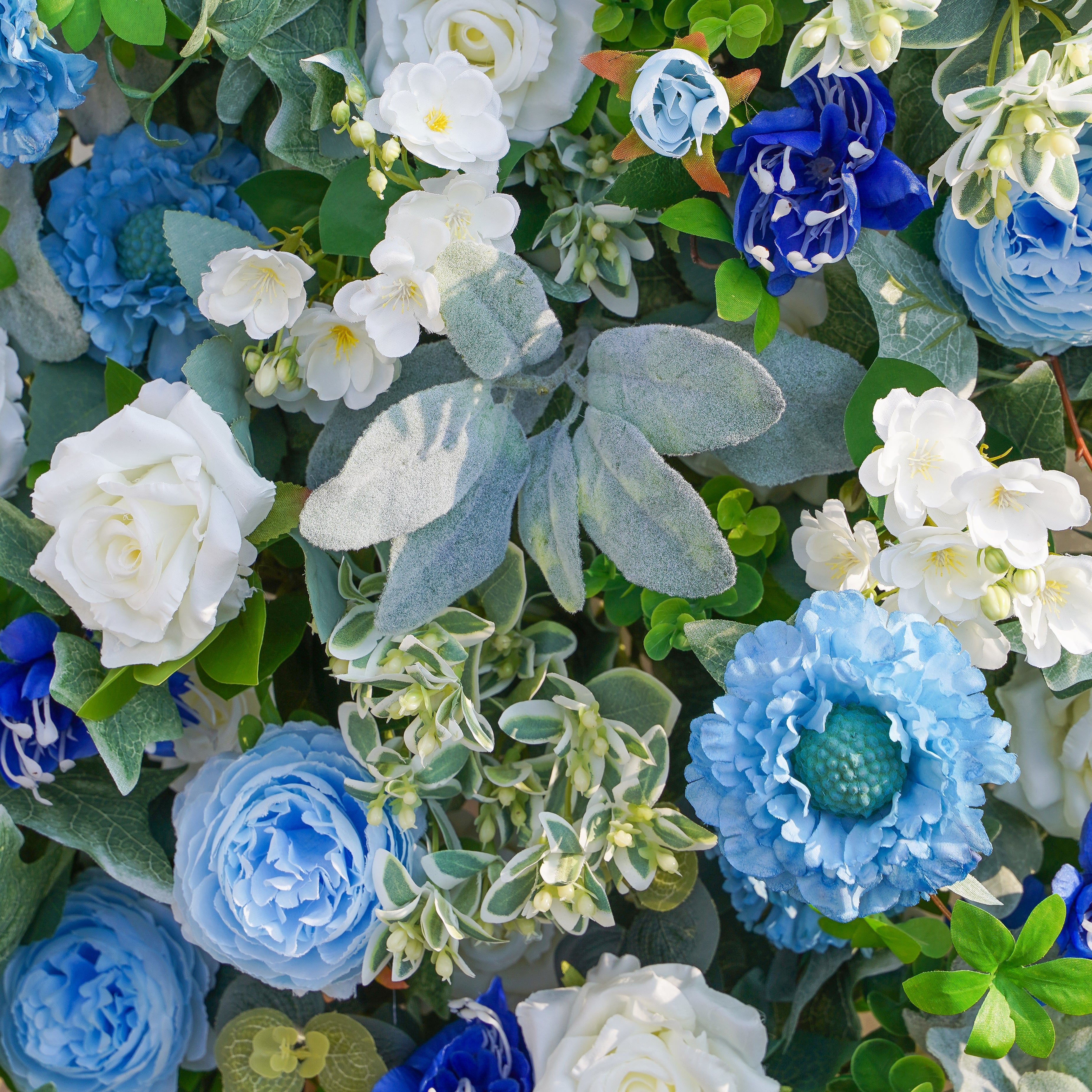 Rose Morning???The flower walls are made of artificial flowers in various colors, layered at different levels to create a lush, elegant and natural look. The exclusive zipper design and roll-up design make it easy to install and remove.??¨¤