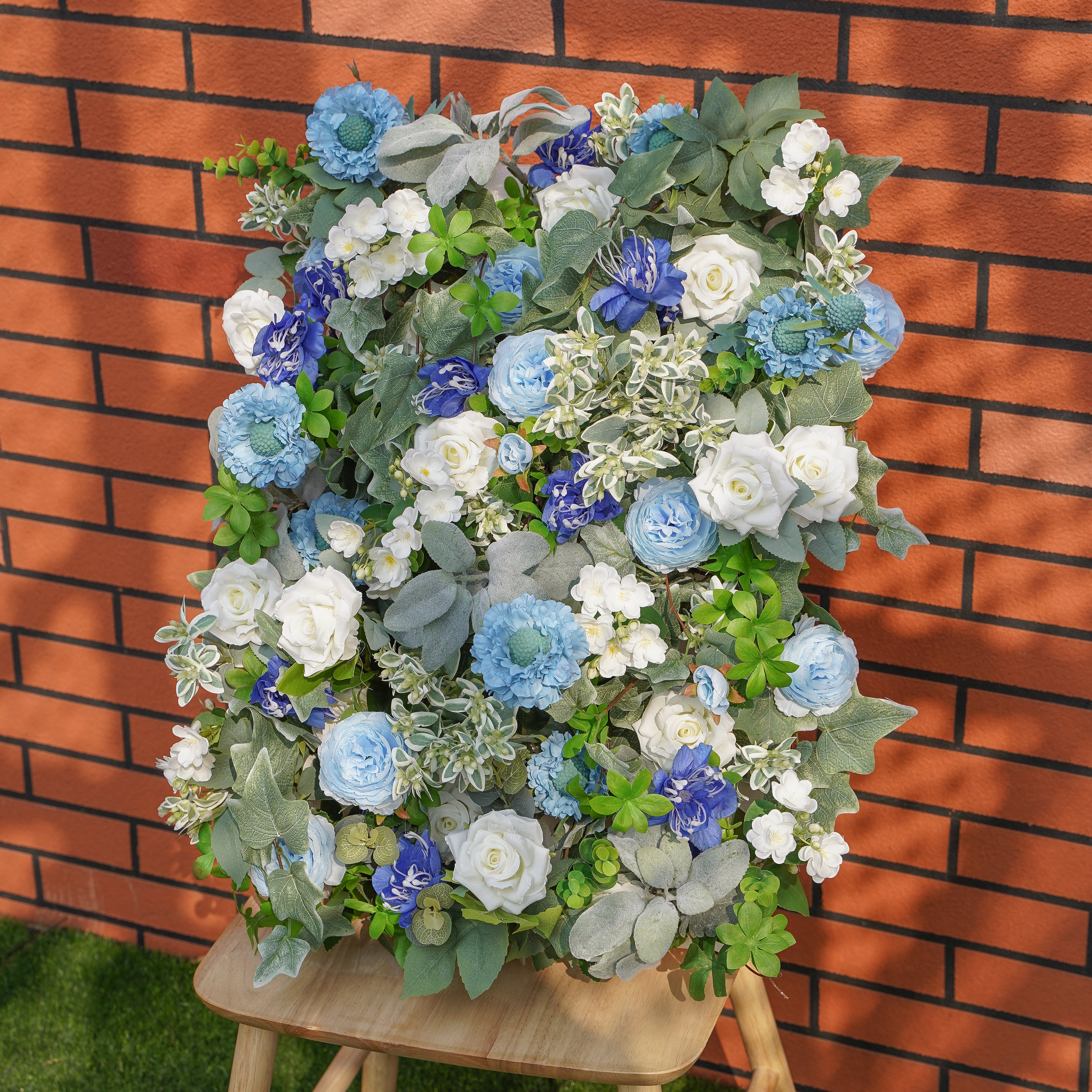 Rose Morning???The flower walls are made of artificial flowers in various colors, layered at different levels to create a lush, elegant and natural look. The exclusive zipper design and roll-up design make it easy to install and remove.??¨¤