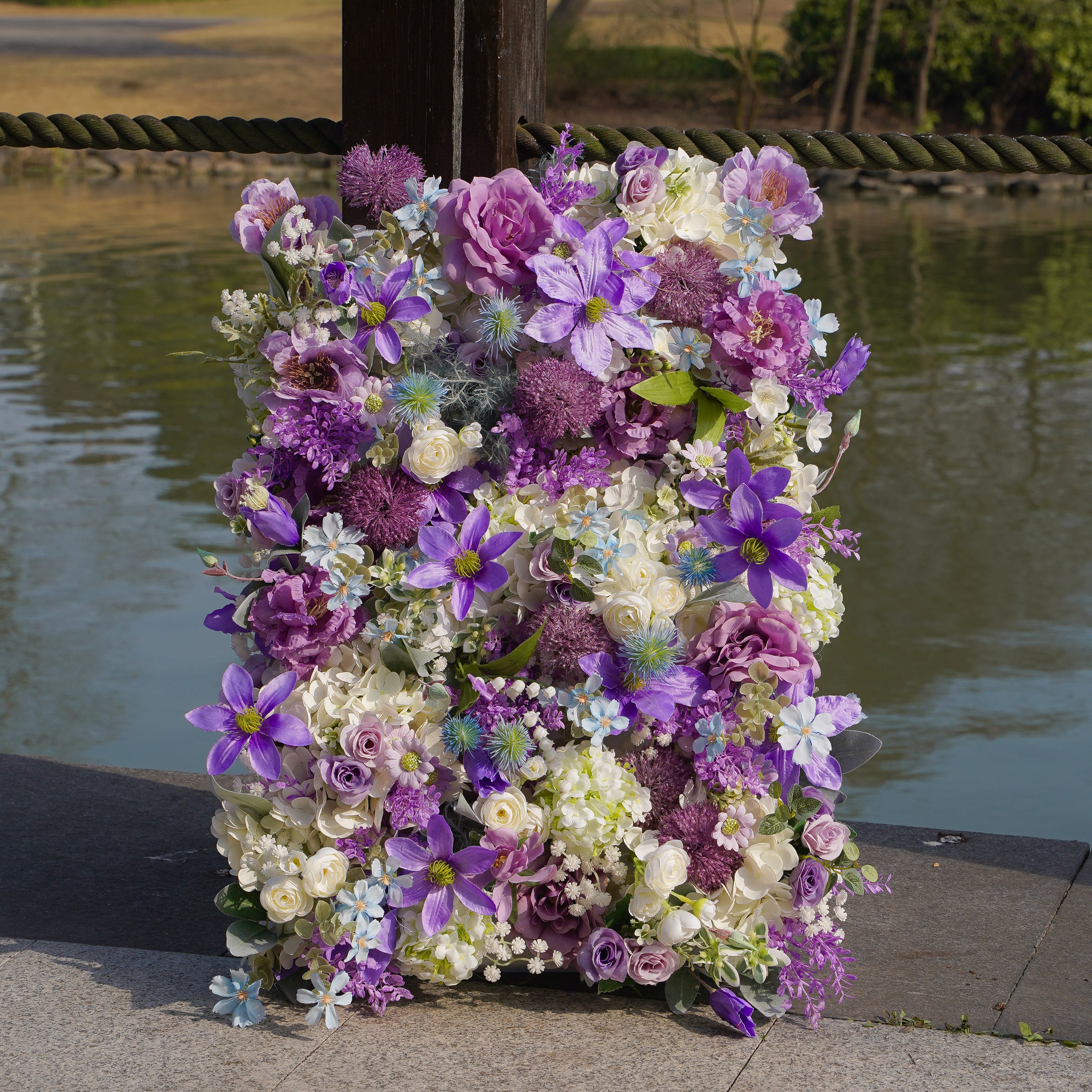 Rose Morning???The flower walls are made of artificial flowers in various colors, layered at different levels to create a lush, elegant and natural look. The exclusive zipper design and roll-up design make it easy to install and remove.??¨¤