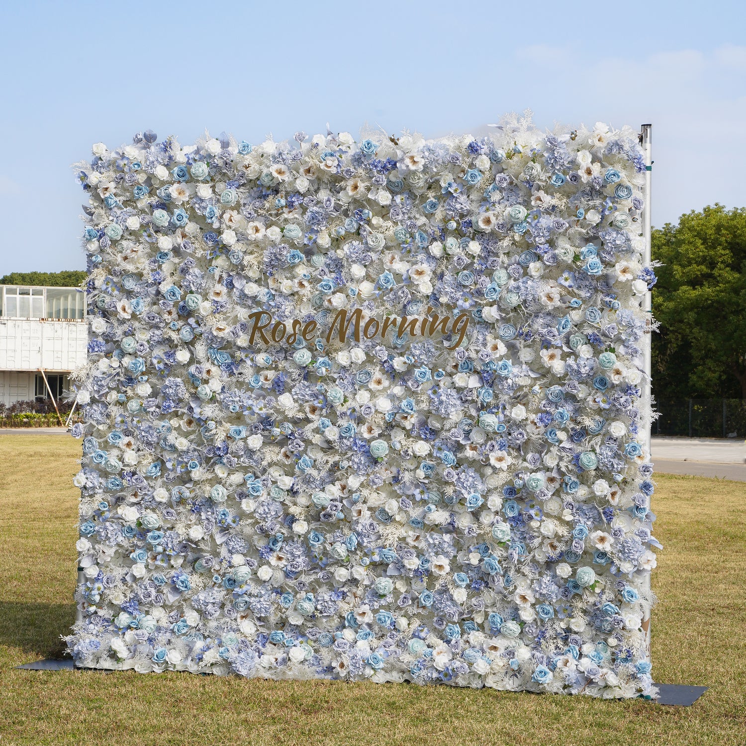 Rose Morning“The flower walls are made of artificial flowers in various colors, layered at different levels to create a lush, elegant and natural look. The exclusive zipper design and roll-up design make it easy to install and remove.”