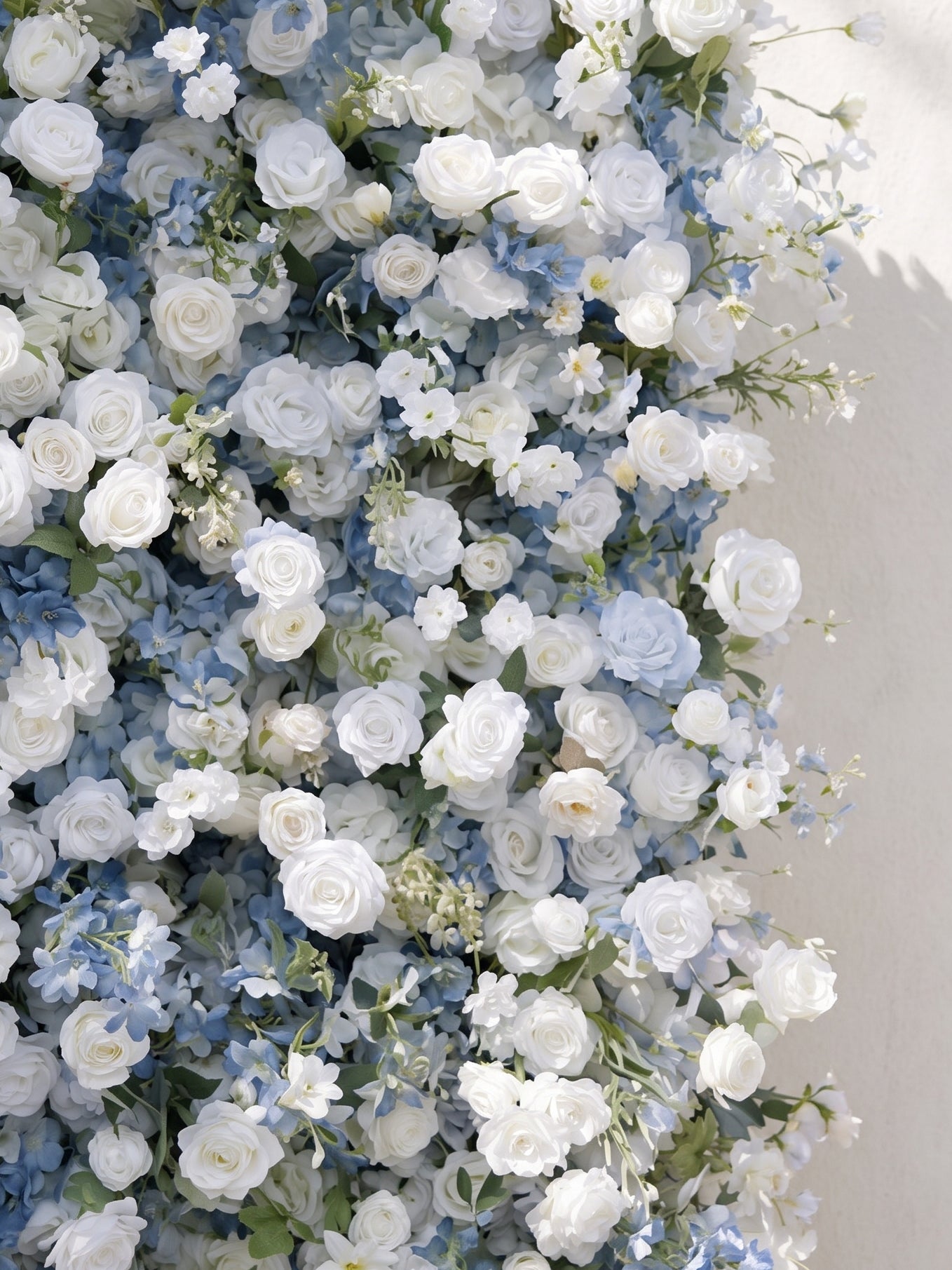 Cerulean：2026 Luxury 5D White &amp; Blue Floral Wall with Greenery Roll-Up Backdrop for Whimsical Bridal Showers