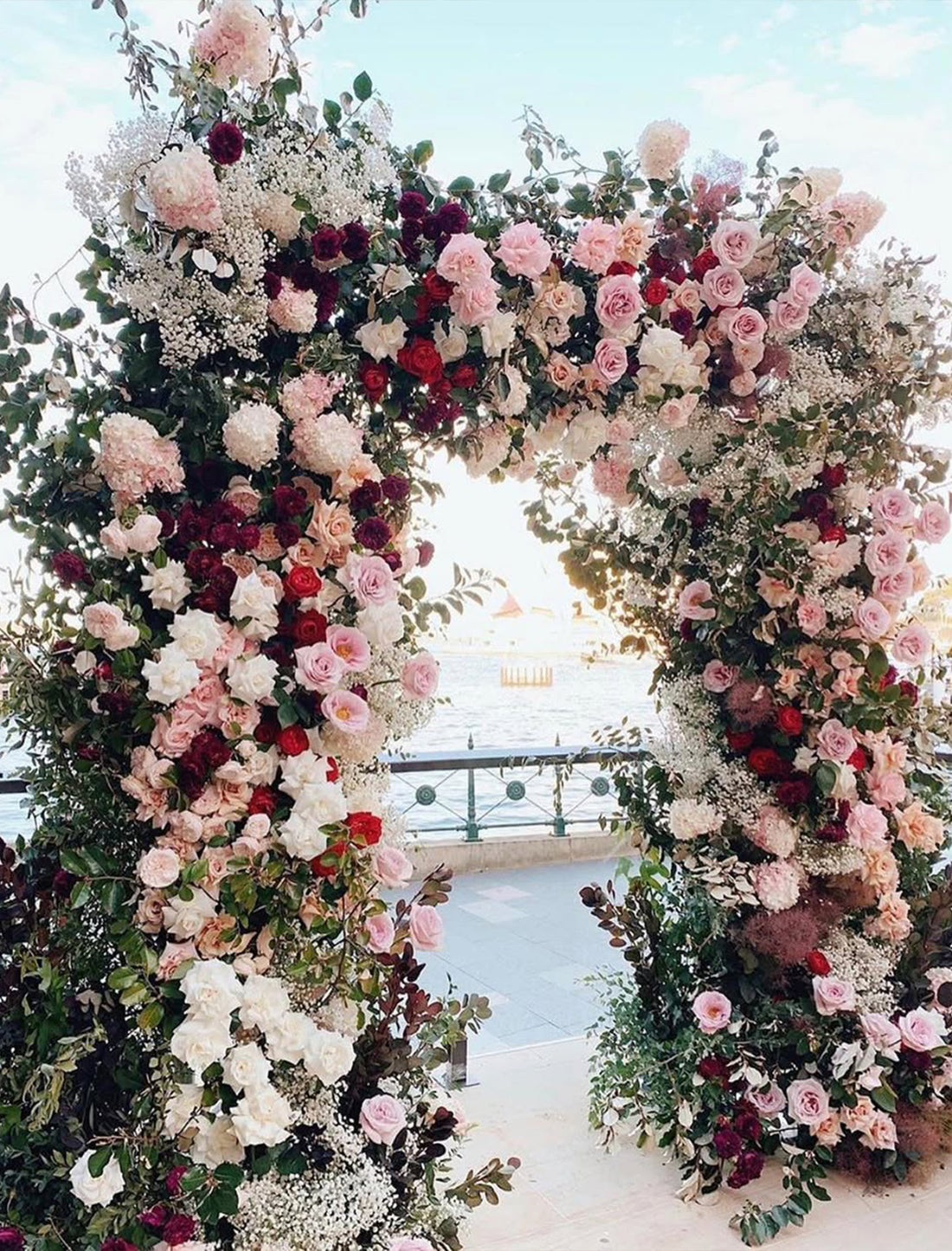 Custom Floral Arch – Style 024:2025 New Wedding Party Background Floral Arch Decoration