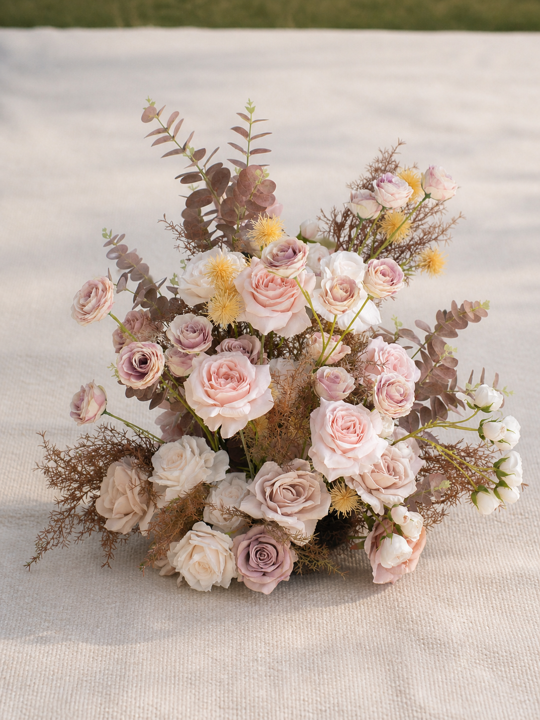 Meliora：Pink Shade Artificial Rose Arrangements, Wedding Aisle &amp; Table Decor Realistic Silk Flowers with Stable Base,Reusable,Ideal for Indoor Outdoor Ceremonies,Parties &amp; Table Centerpieces (Copy)