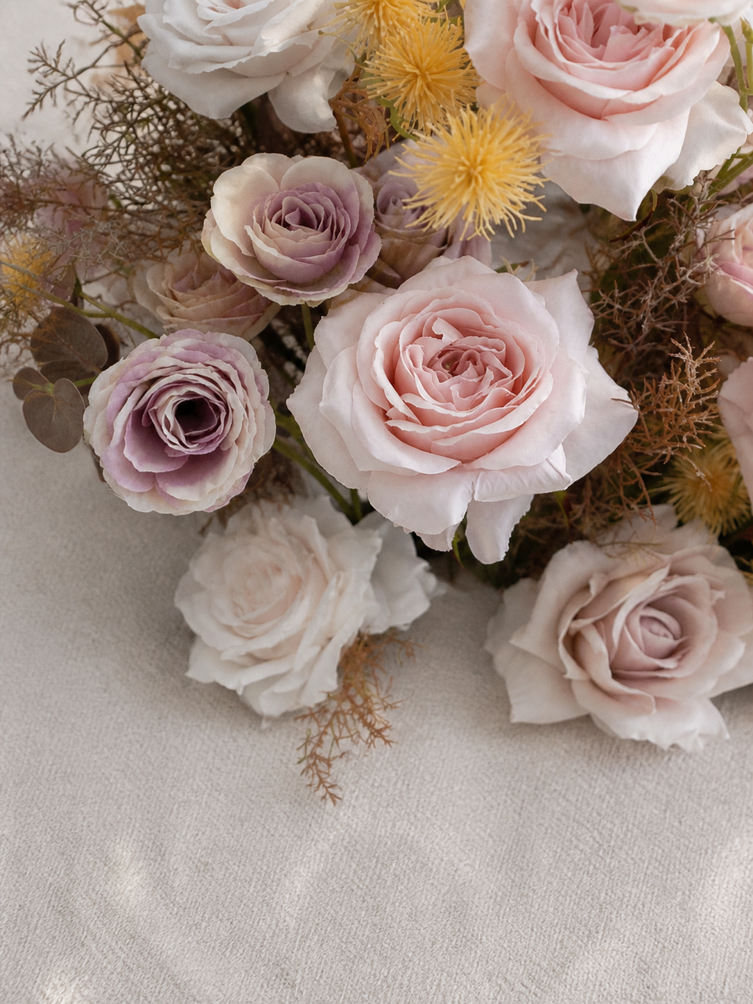 Meliora：Pink Shade Artificial Rose Arrangements, Wedding Aisle &amp; Table Decor Realistic Silk Flowers with Stable Base,Reusable,Ideal for Indoor Outdoor Ceremonies,Parties &amp; Table Centerpieces