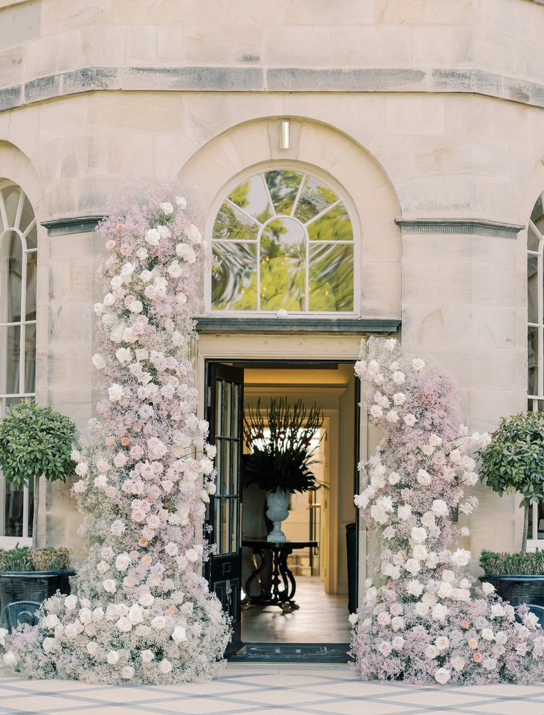 Custom Floral Arch – Style 004:2025 New Wedding Party Background Floral Arch Decoration + 2 Silk flower ground runners