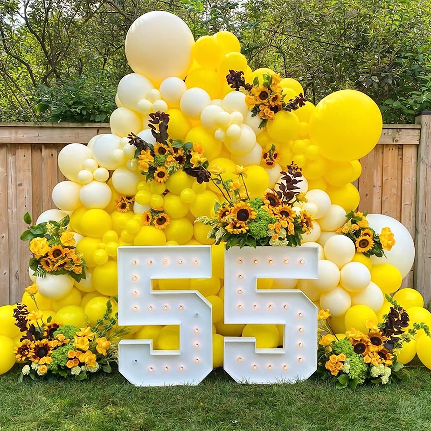 Yellow Balloon Decoration Set, includes 3 sets of balloons, including 12&quot; round yellow balloons, 12&quot; star yellow balloons and 12&quot; heart yellow balloons. Balloons are made of high quality material and durable. Balloons can be used for a variety of occasions including birthday parties, wedding anniversaries, Valentine&