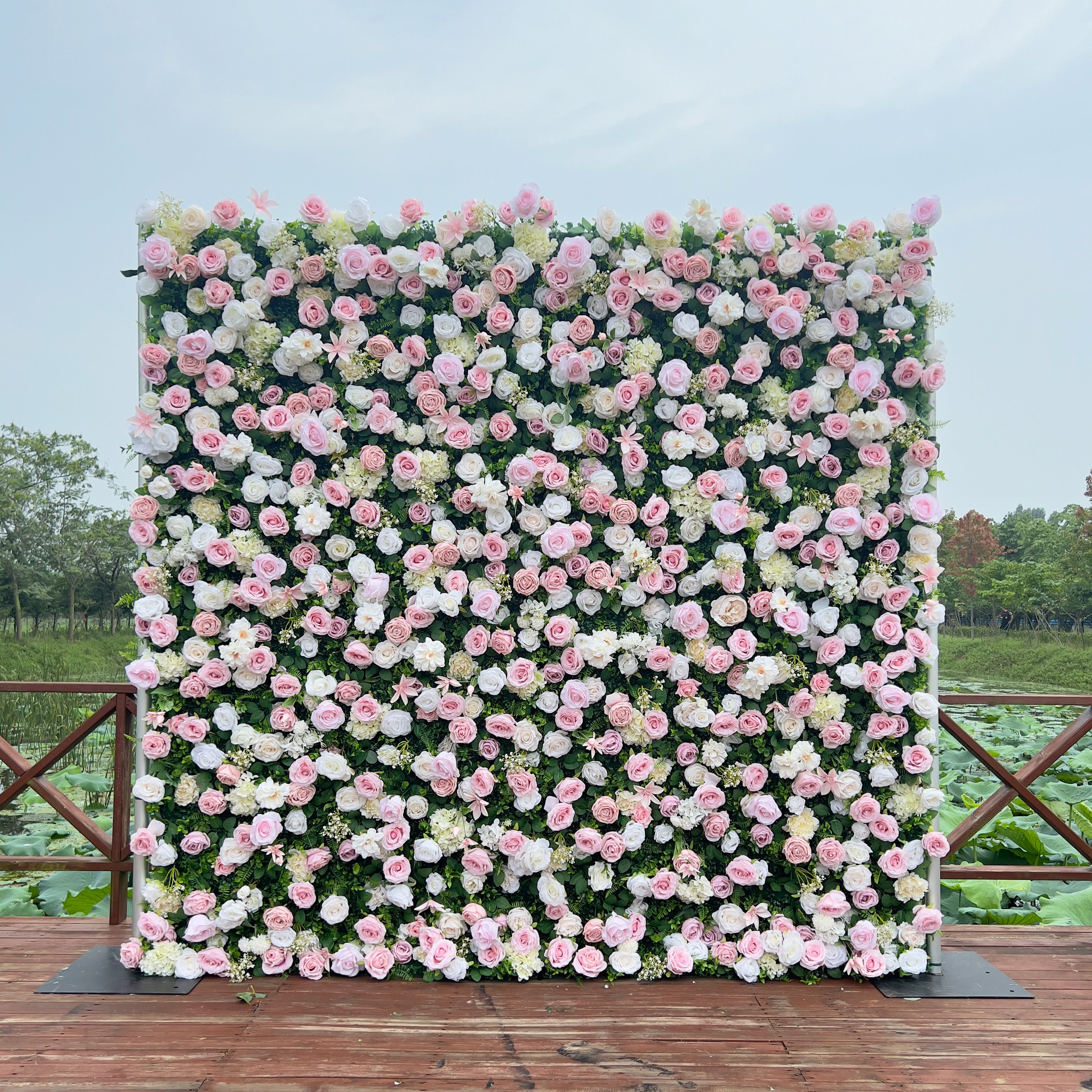 UL031 ：Unique Limited Fabric Artificial rolling up curtain flower wall （The one and only piece in the world）