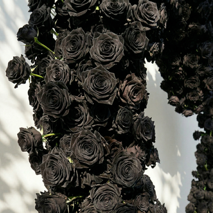Avenya: Midnight Black Flower Heart Arch Decroation for Luxury Events &amp; Parties