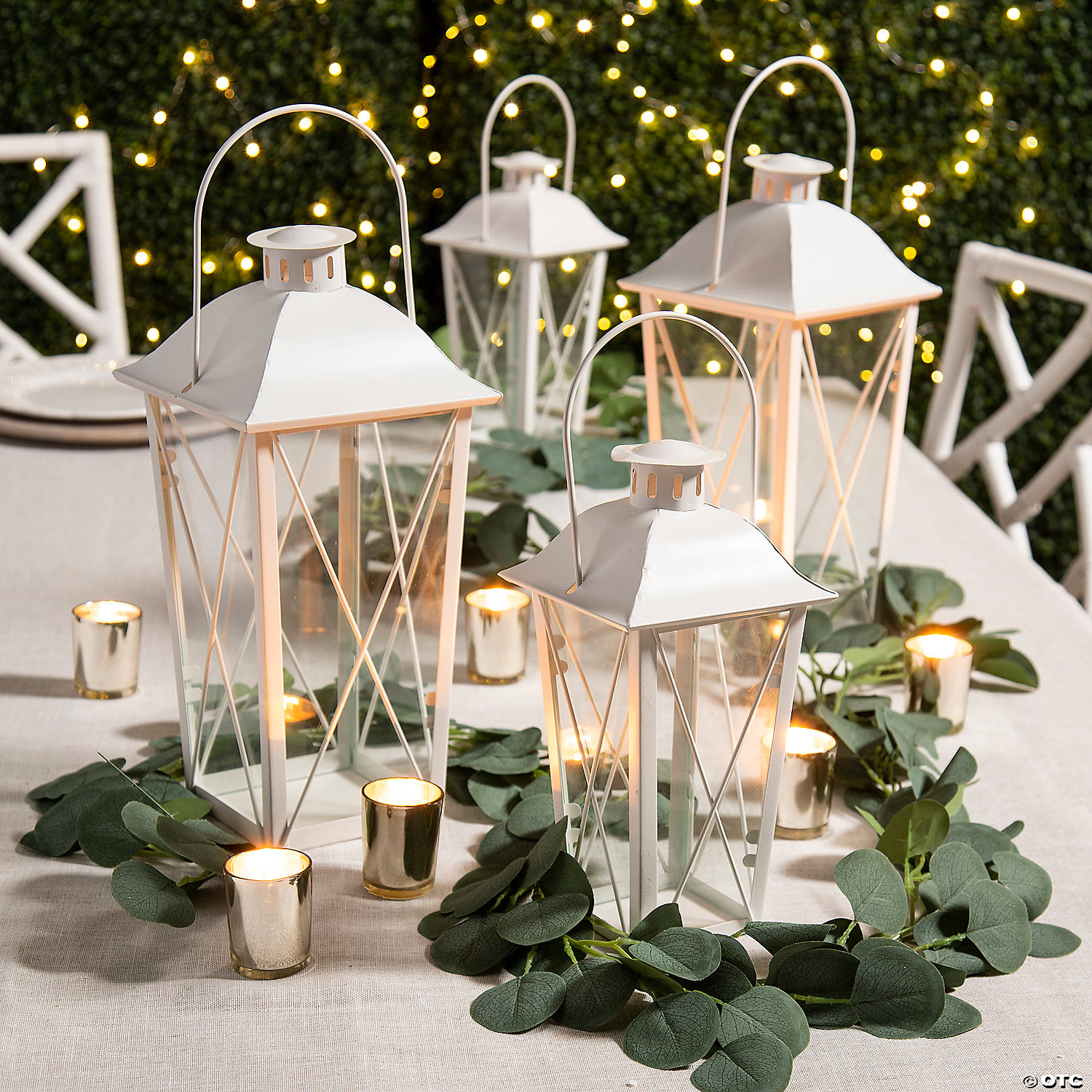 This wedding eucalyptus table decoration set is the perfect addition to any wedding. It includes eucalyptus branches, lanterns and other decorations that can be used to create a beautiful and elegant table decoration. This set of decorations is easy to assemble and disassemble, so you can create a beautiful table decoration in minutes. This decoration is the perfect addition to any wedding and is sure to impress your guests.