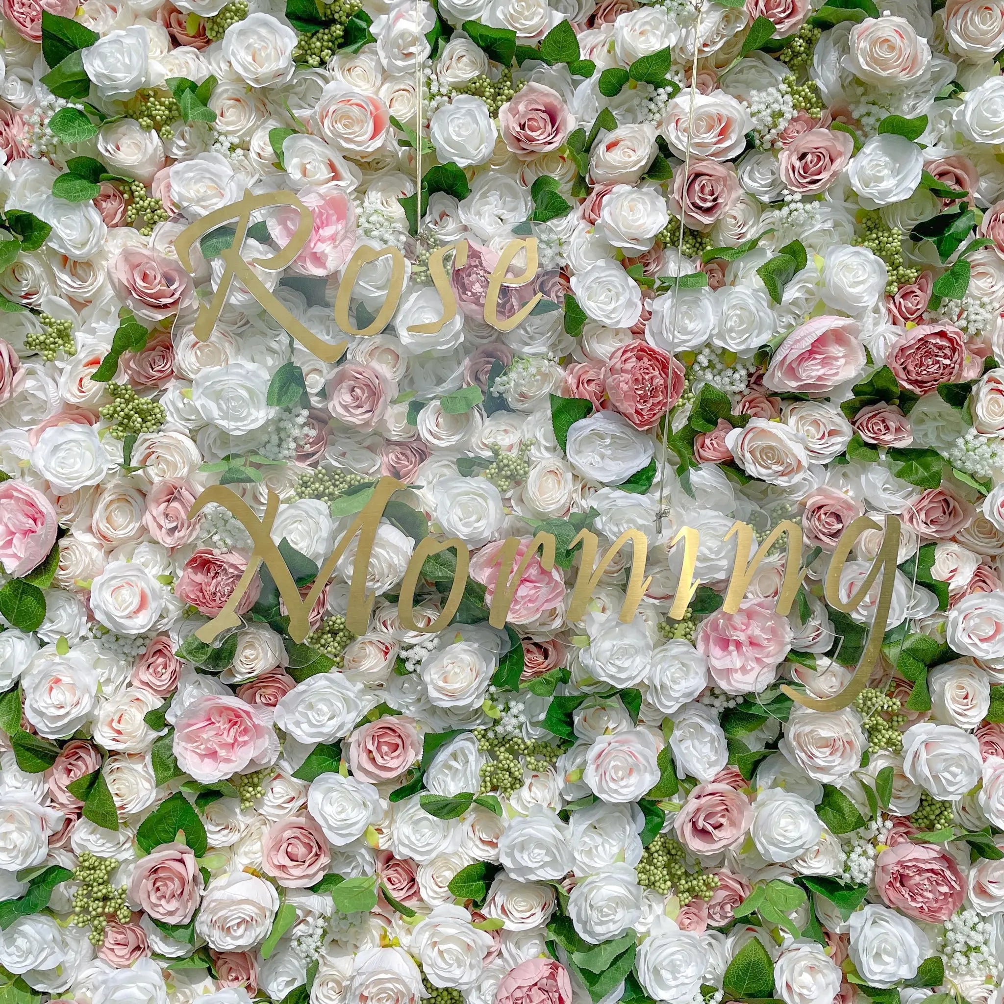 Cindy：5D Fabric Artificial rolling up curtain flower wall