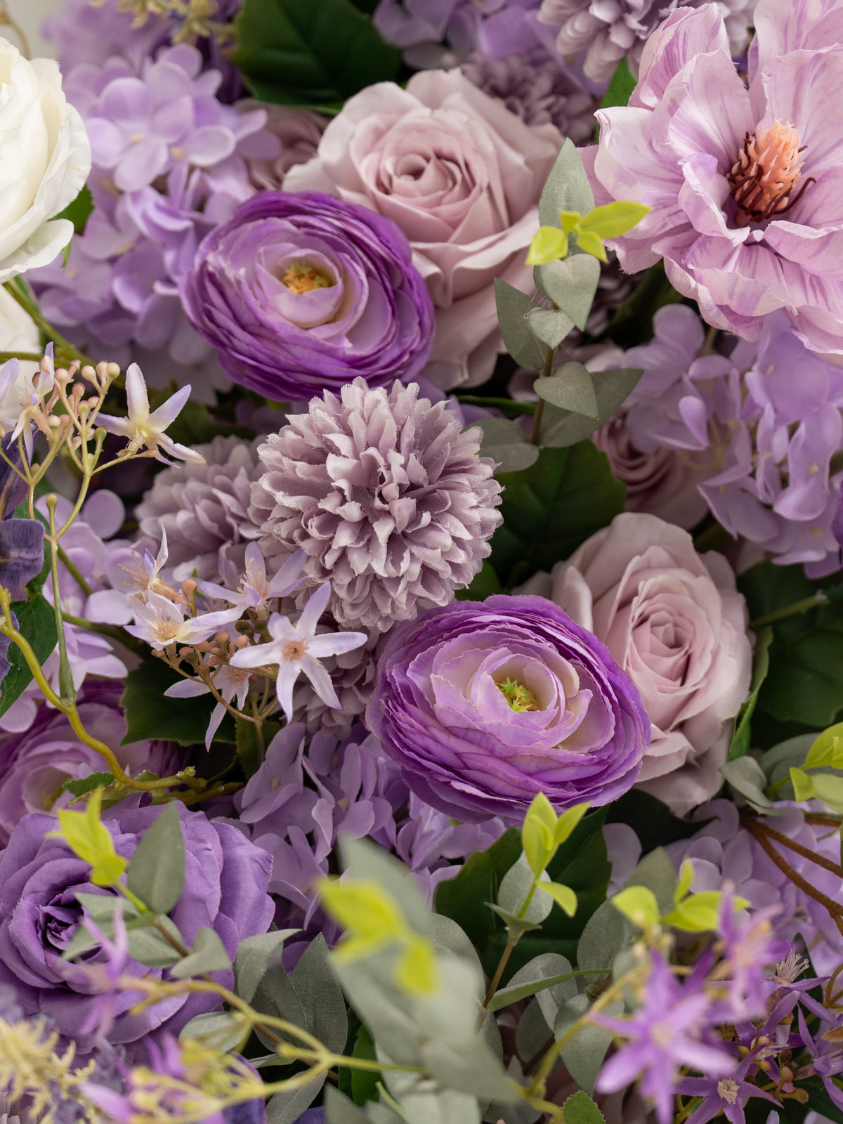 Violet Garden Roses Spray Roses Ranunculus Tulips Floral Table Centerpiece for Wedding Reception in Violet Garden | Greta