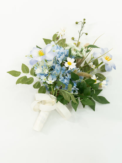 7-Inch Tulips Hydrangea Ammi Magus Hand-Tied Bridesmaids’ Bouquet for Wedding Ceremony and Bridal Party in Powder Blue Meadow | Cora(Set of 2)